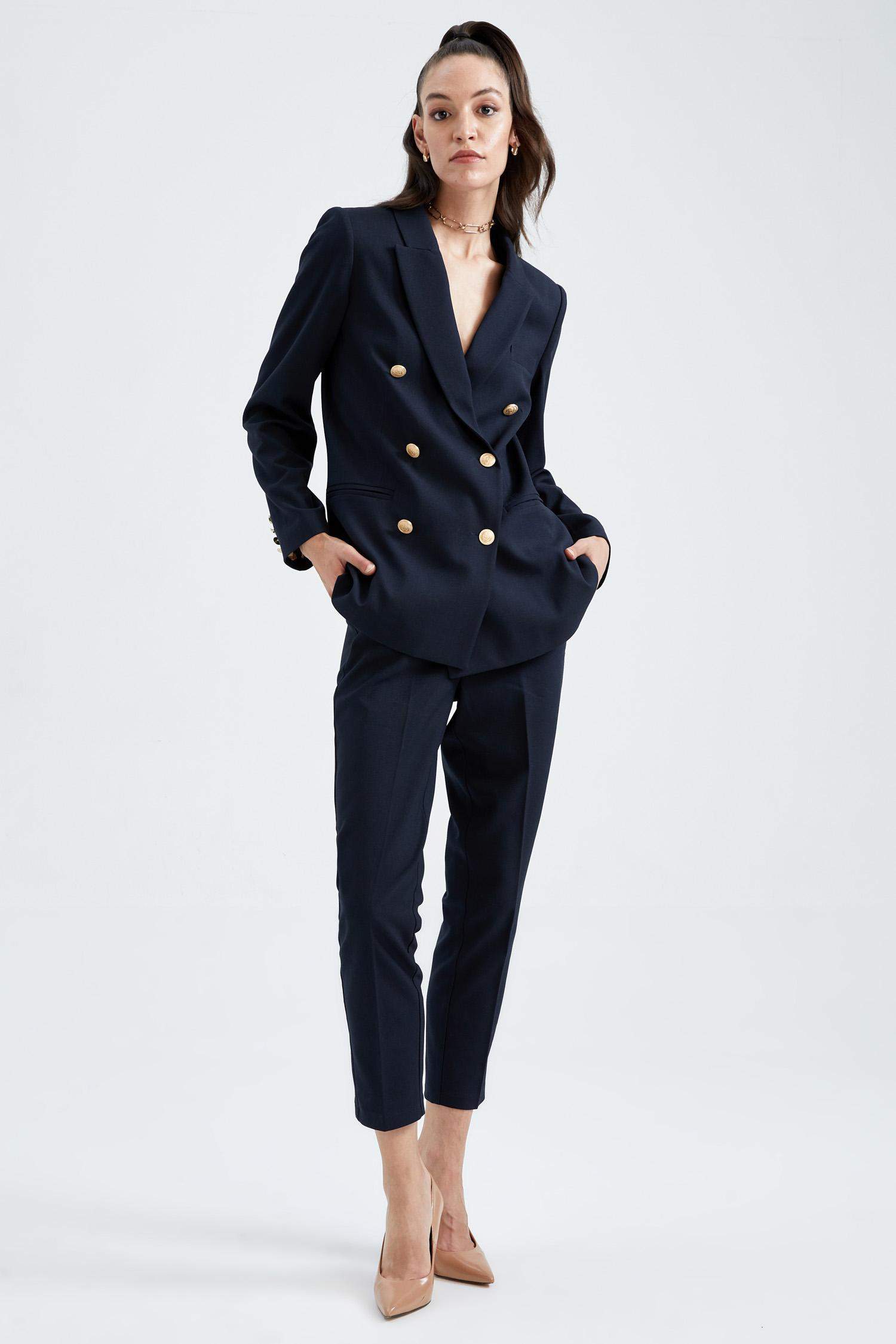 بنطلون كاروت فيت بجيب