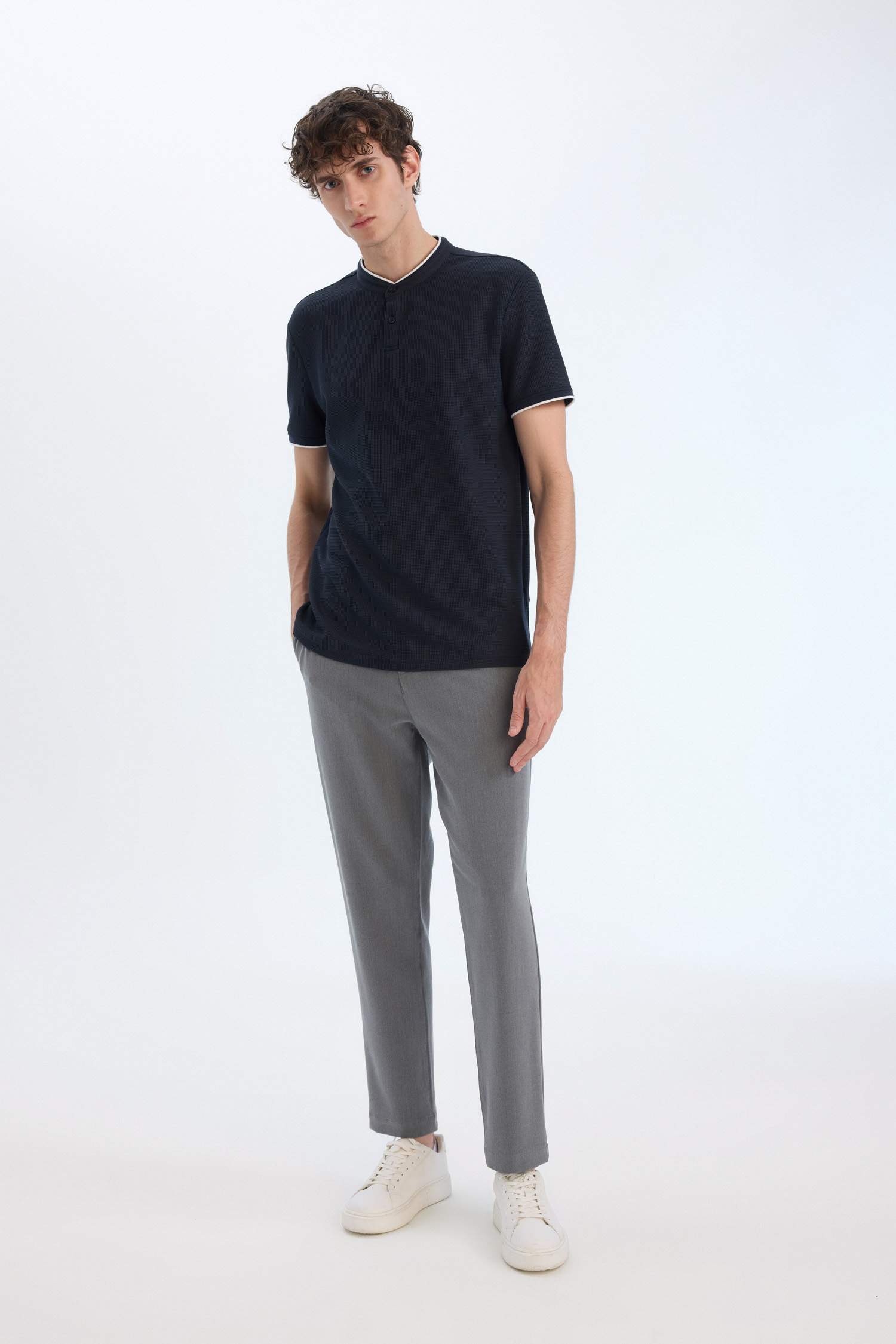 Modern Fit Dog Collar Polo T-Shirt