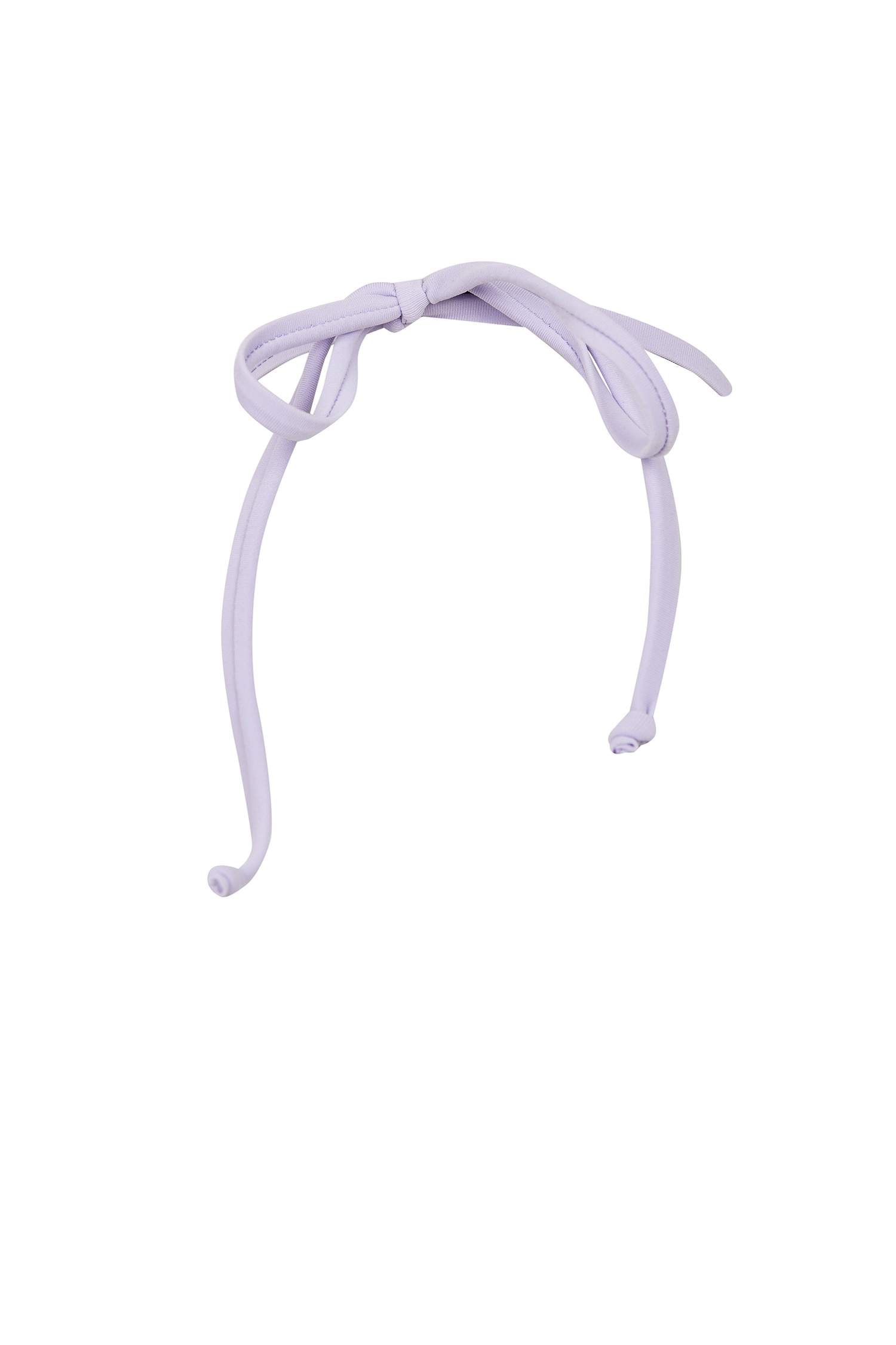 اندر بكيني قصة عادية من Fall In Love