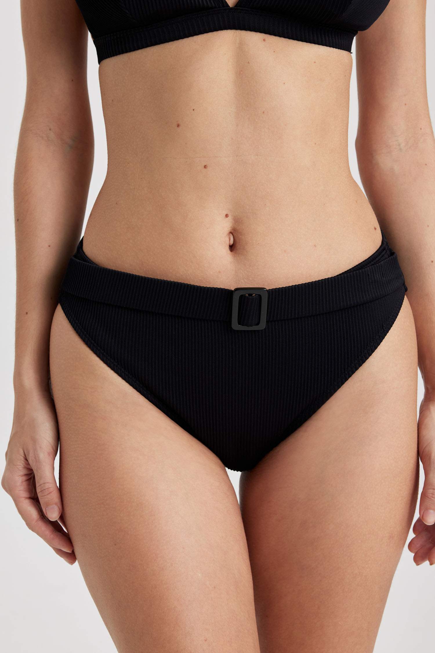 Fall in Love қалыпты пішім Бикини асты