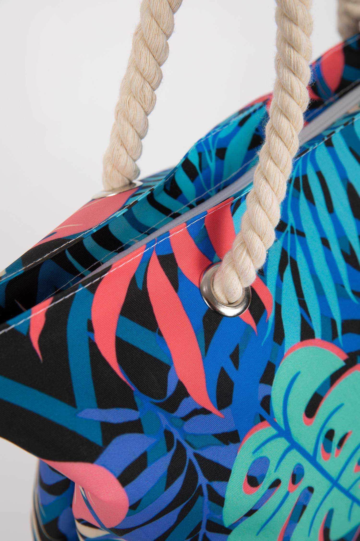 Әйелдерге жағажай сөмкесі