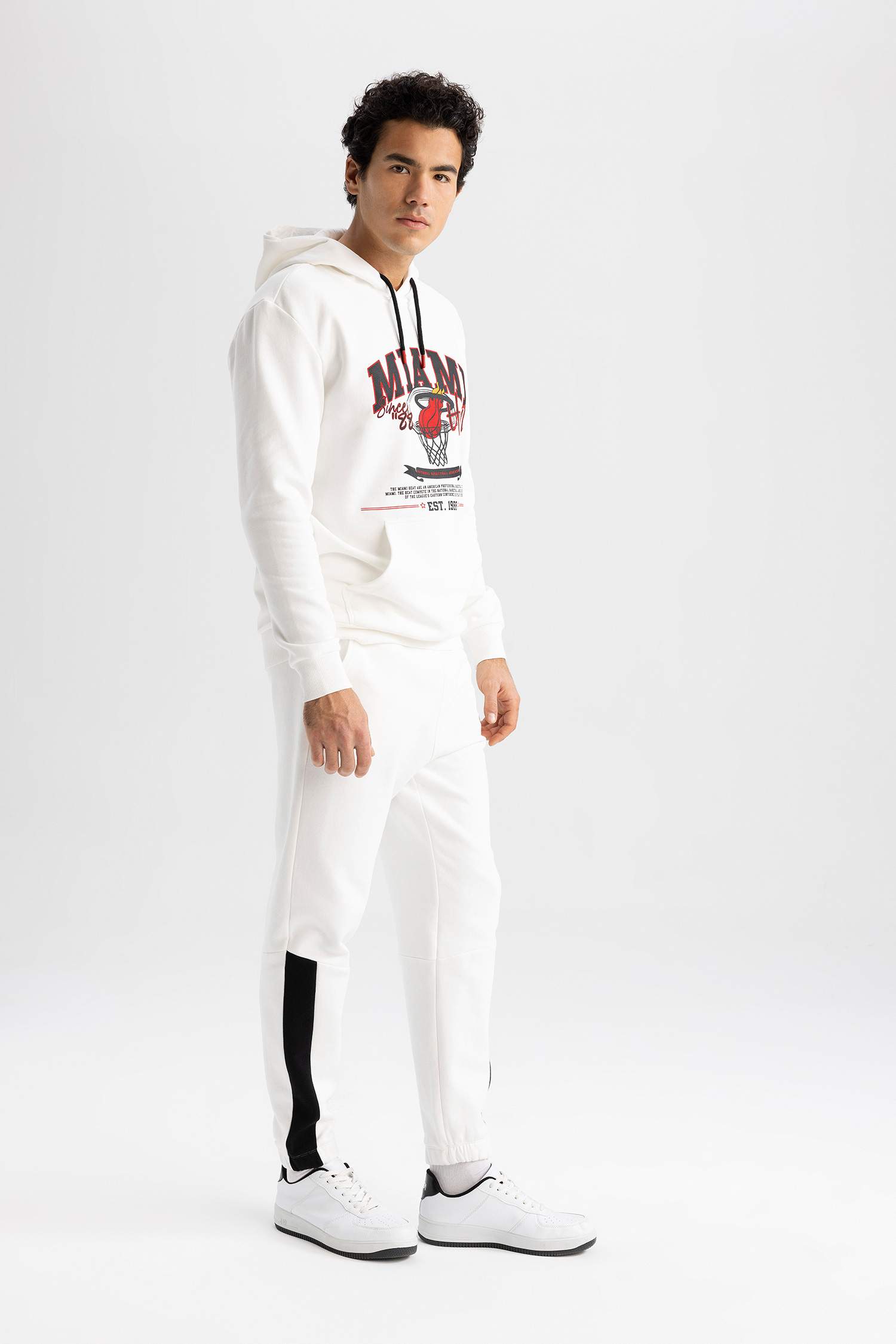 NBA Miami Heat Лицензиялық стандарт пішім Джоггер