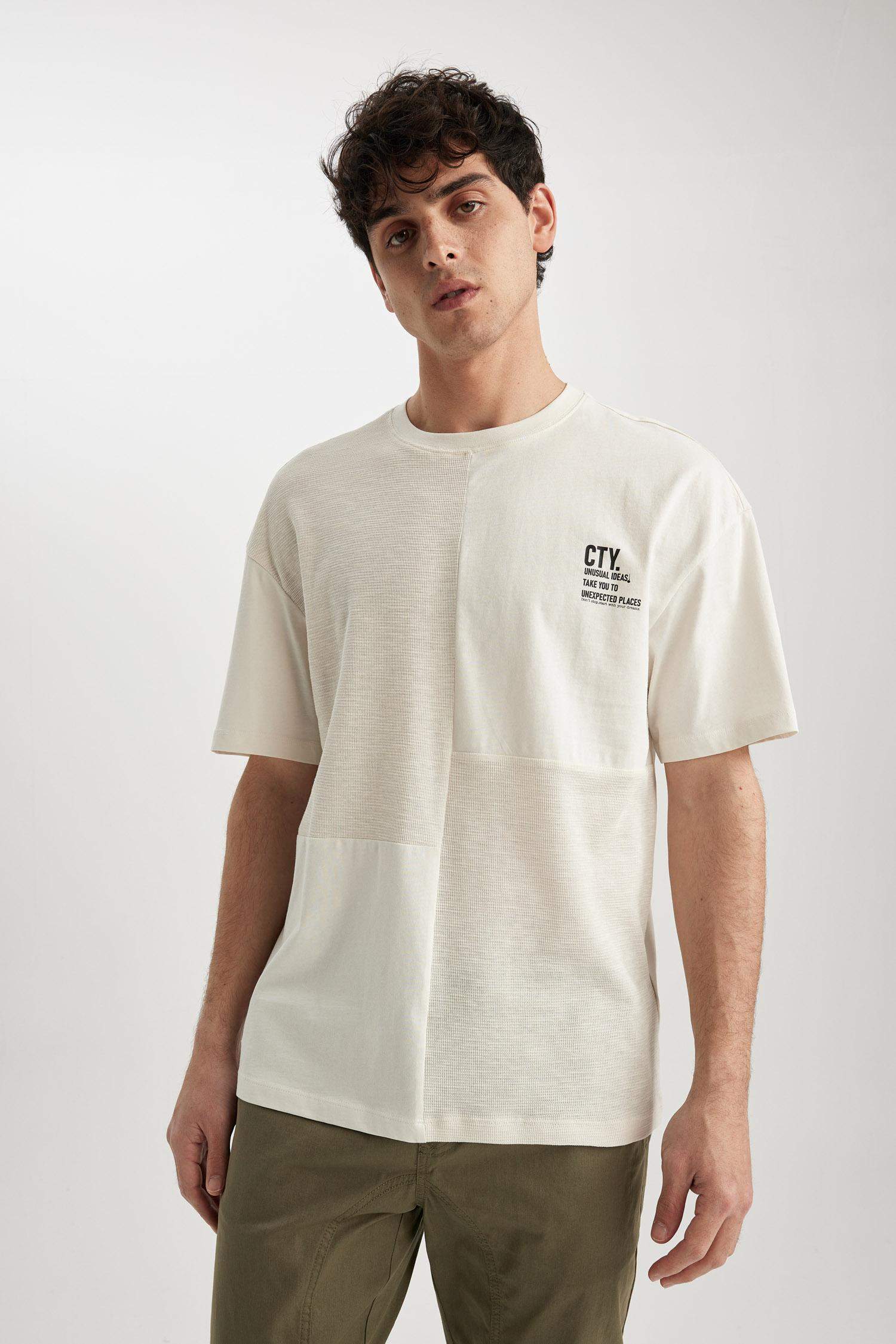 Comfort Fit Crew Neck Printed T-Shirt