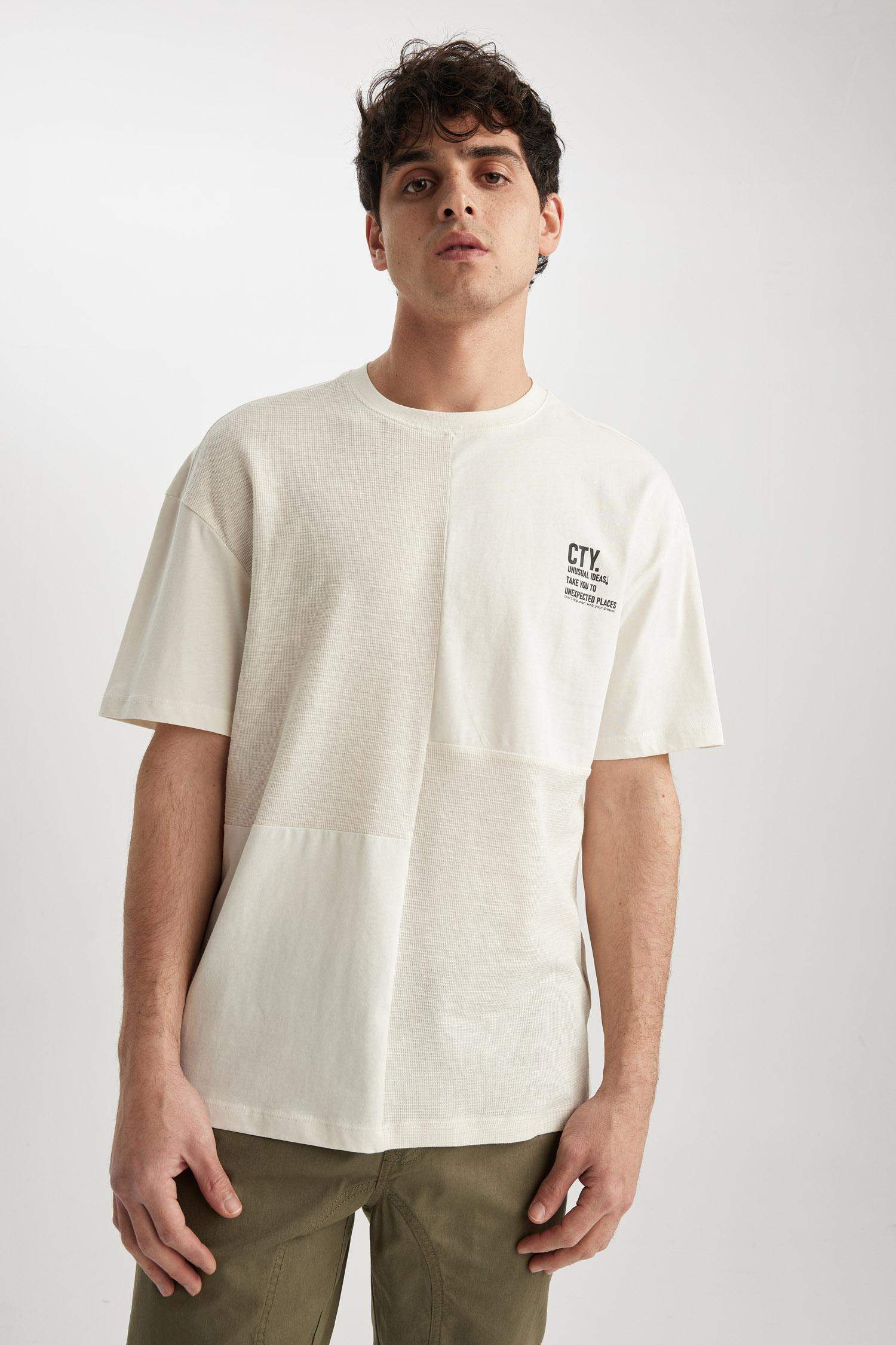 Comfort Fit Crew Neck Printed T-Shirt