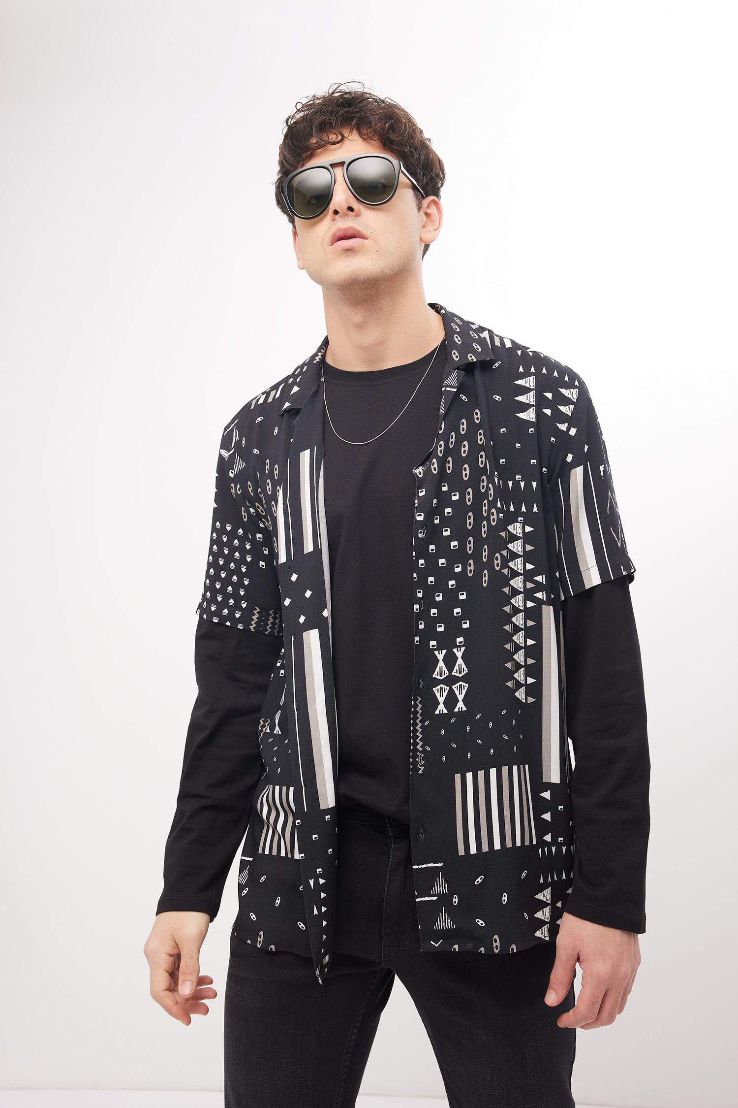 قميص فيسكوز مطبوع قصة عادية