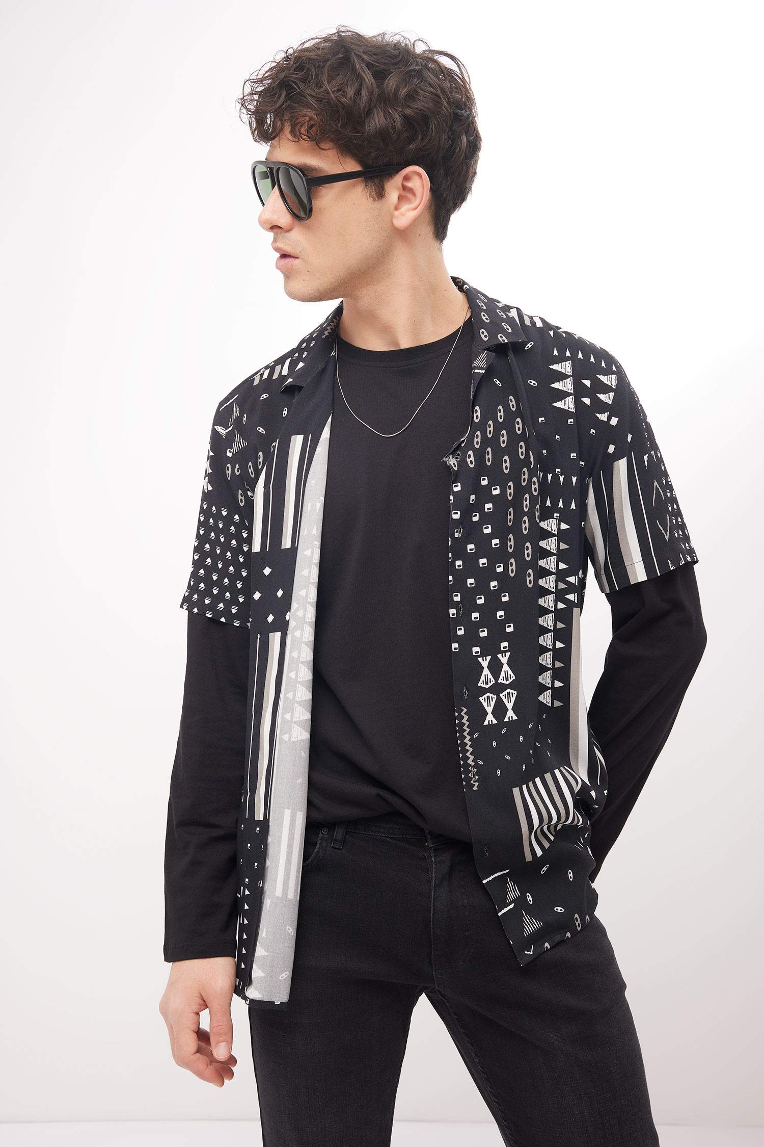 قميص فيسكوز مطبوع قصة عادية