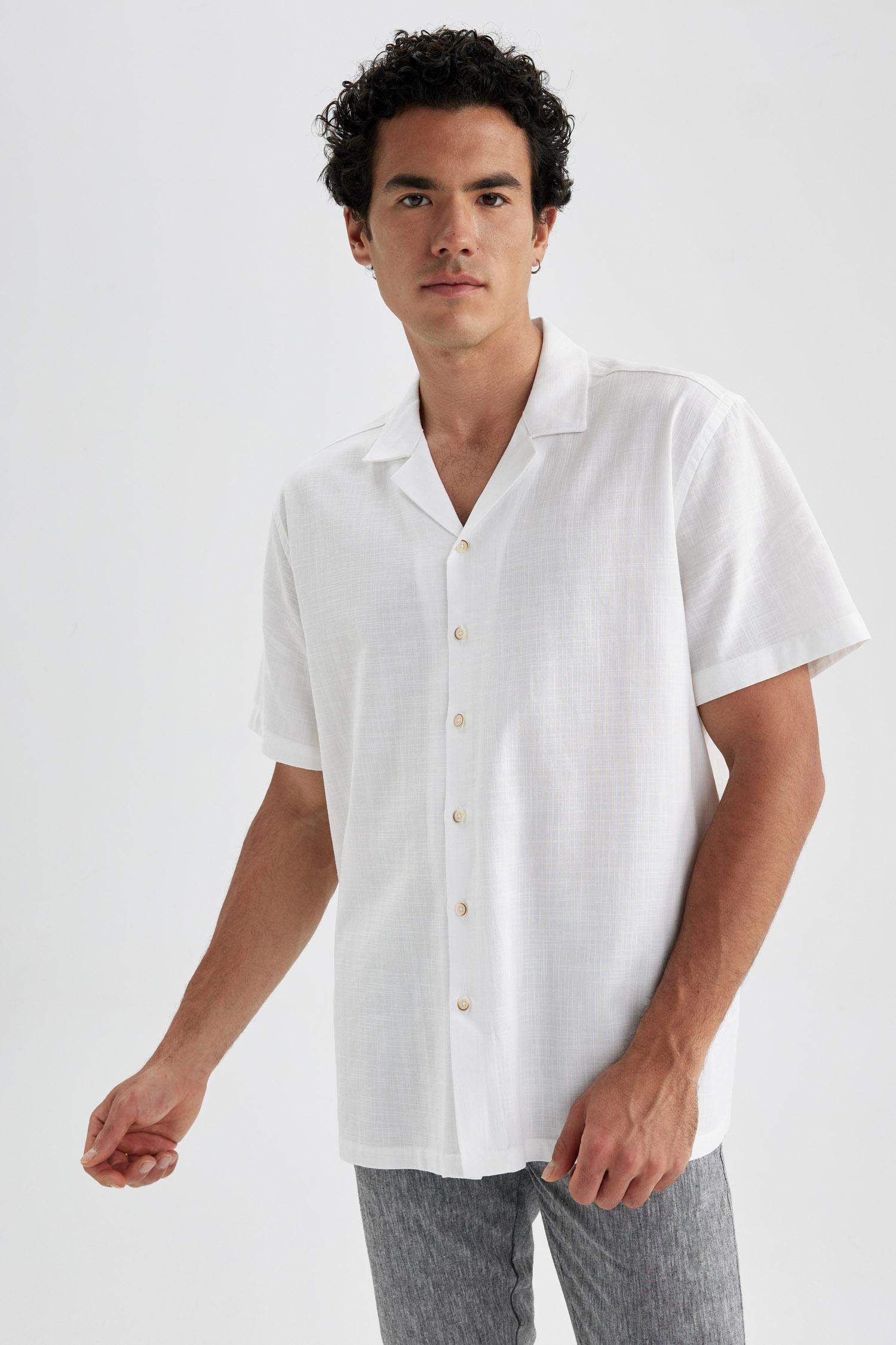 White MEN Relax Fit Short Sleeve Shirt 2821461 | DeFacto