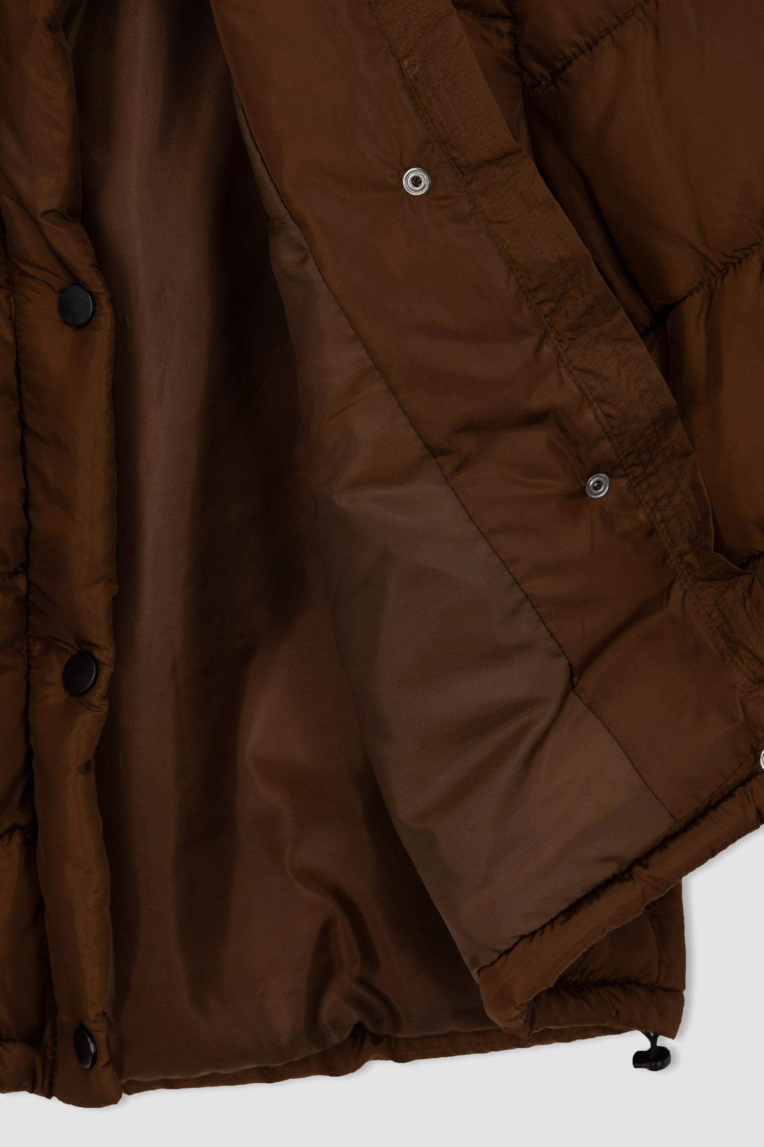 Дутая куртка водооталкивающая стандартного кроя с капюшоном