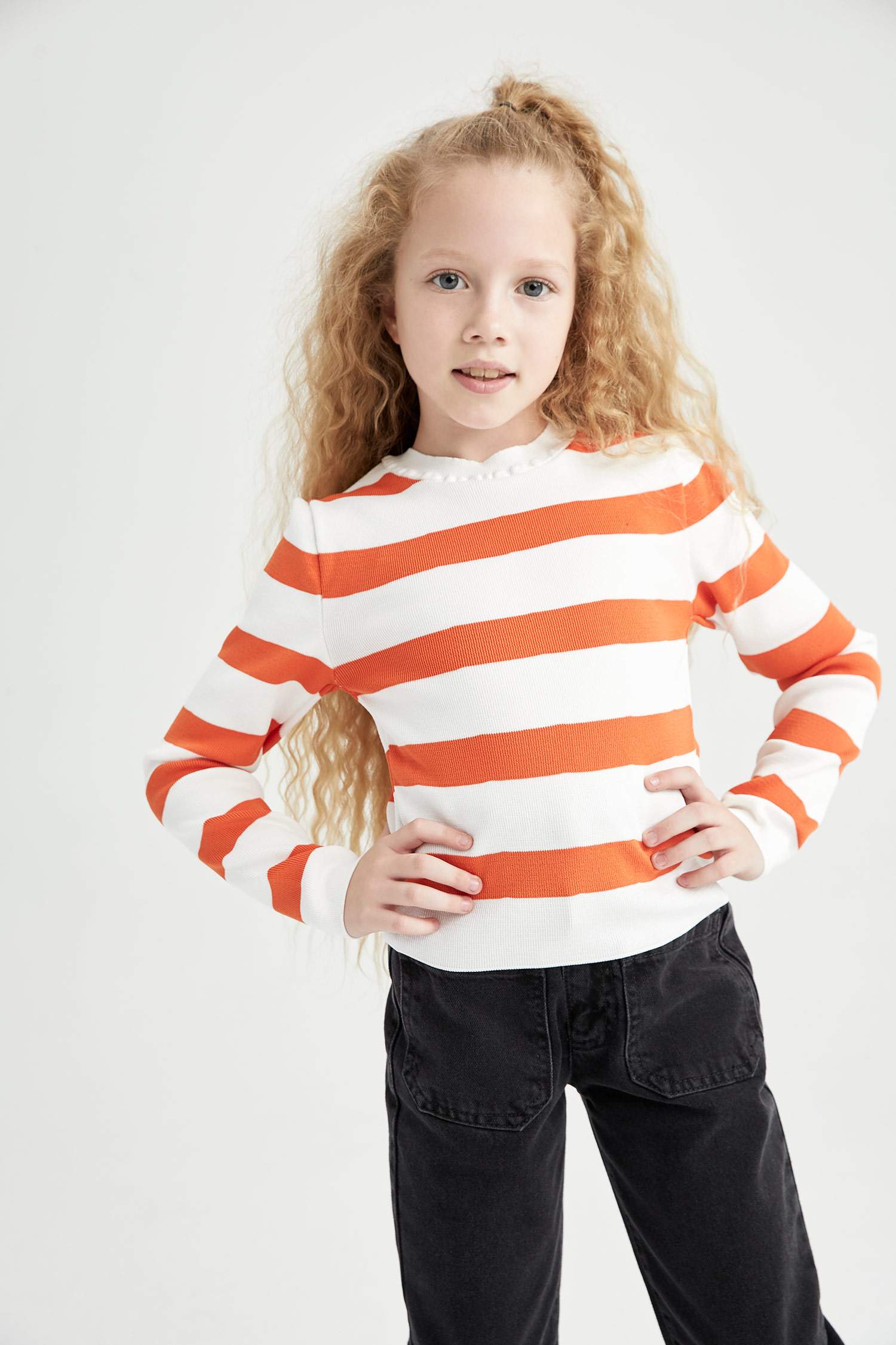 Қыздарға кроп стандартты пішім Пулловер