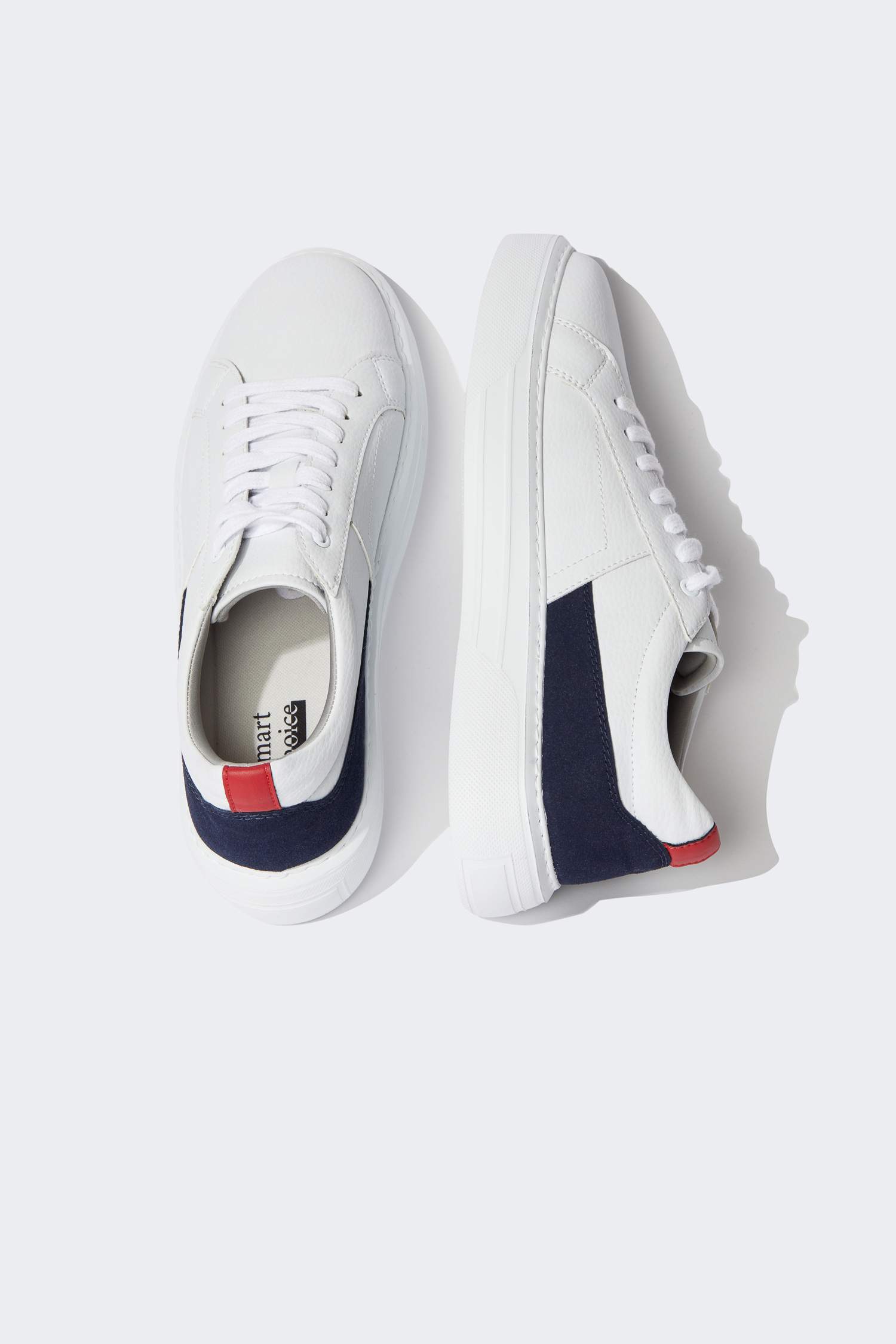 Men Flat Sole Lace-up Faux Leather Sneaker