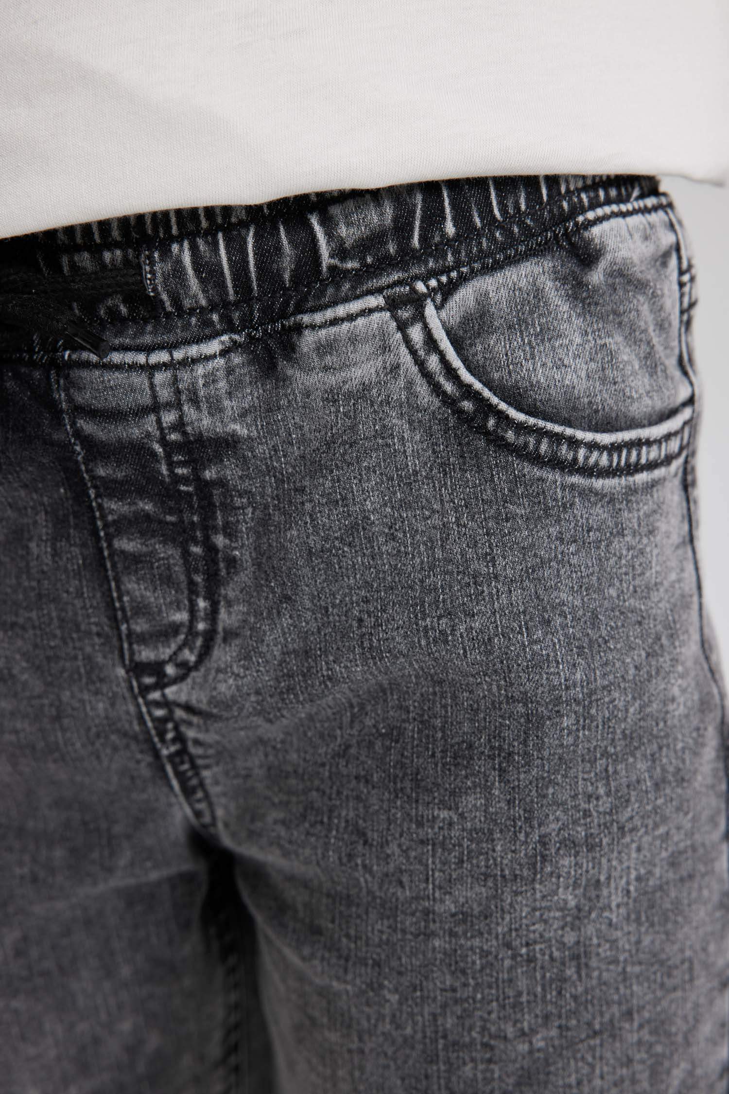 Джинсовые шорты для мальчиков