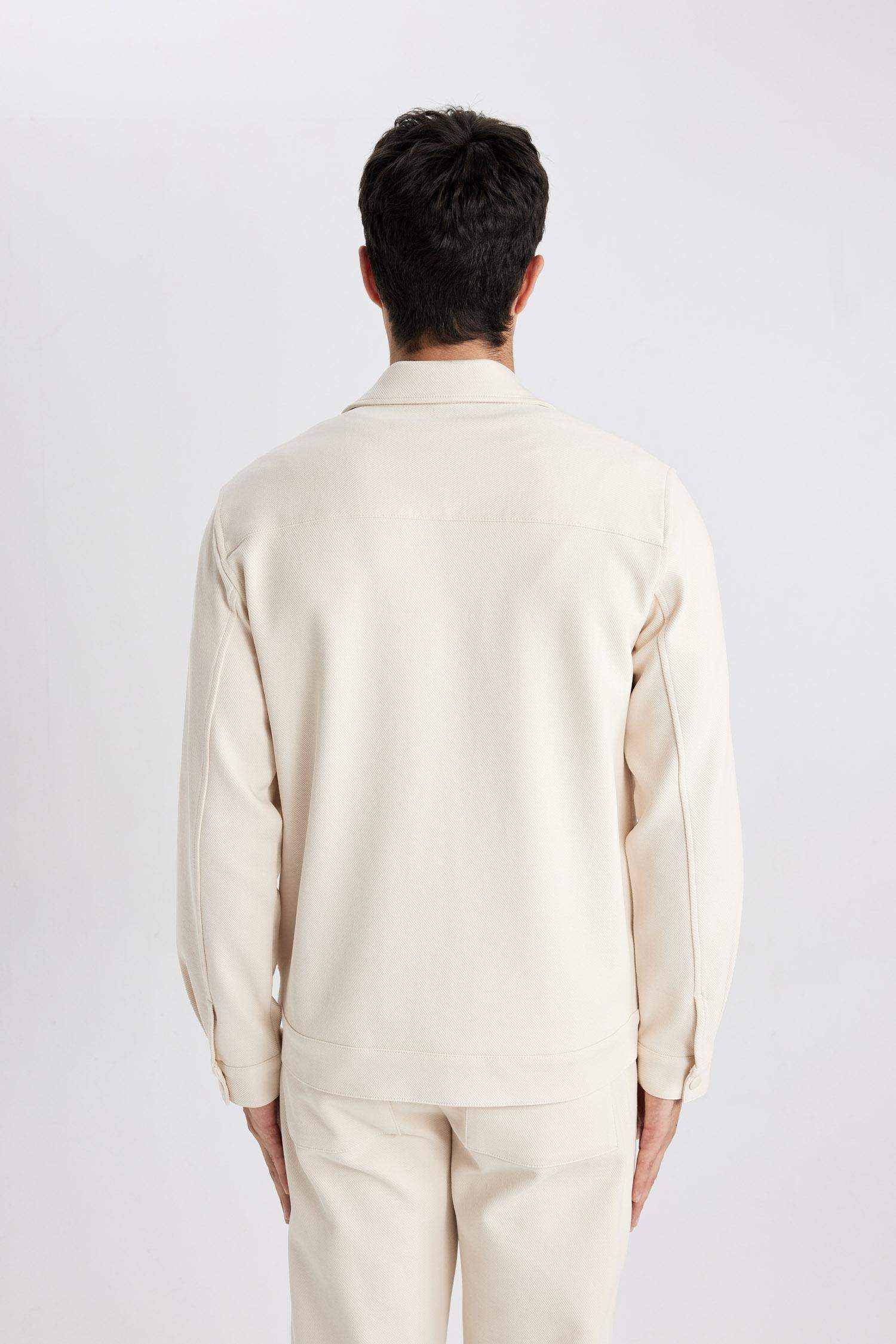 جاكيت قميص قصة عادية بياخة بولو