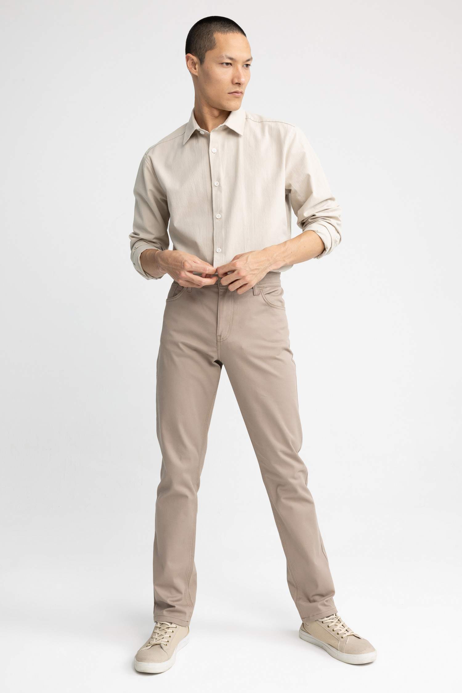 قميص كتان بولو كم طويل مودرن فيت