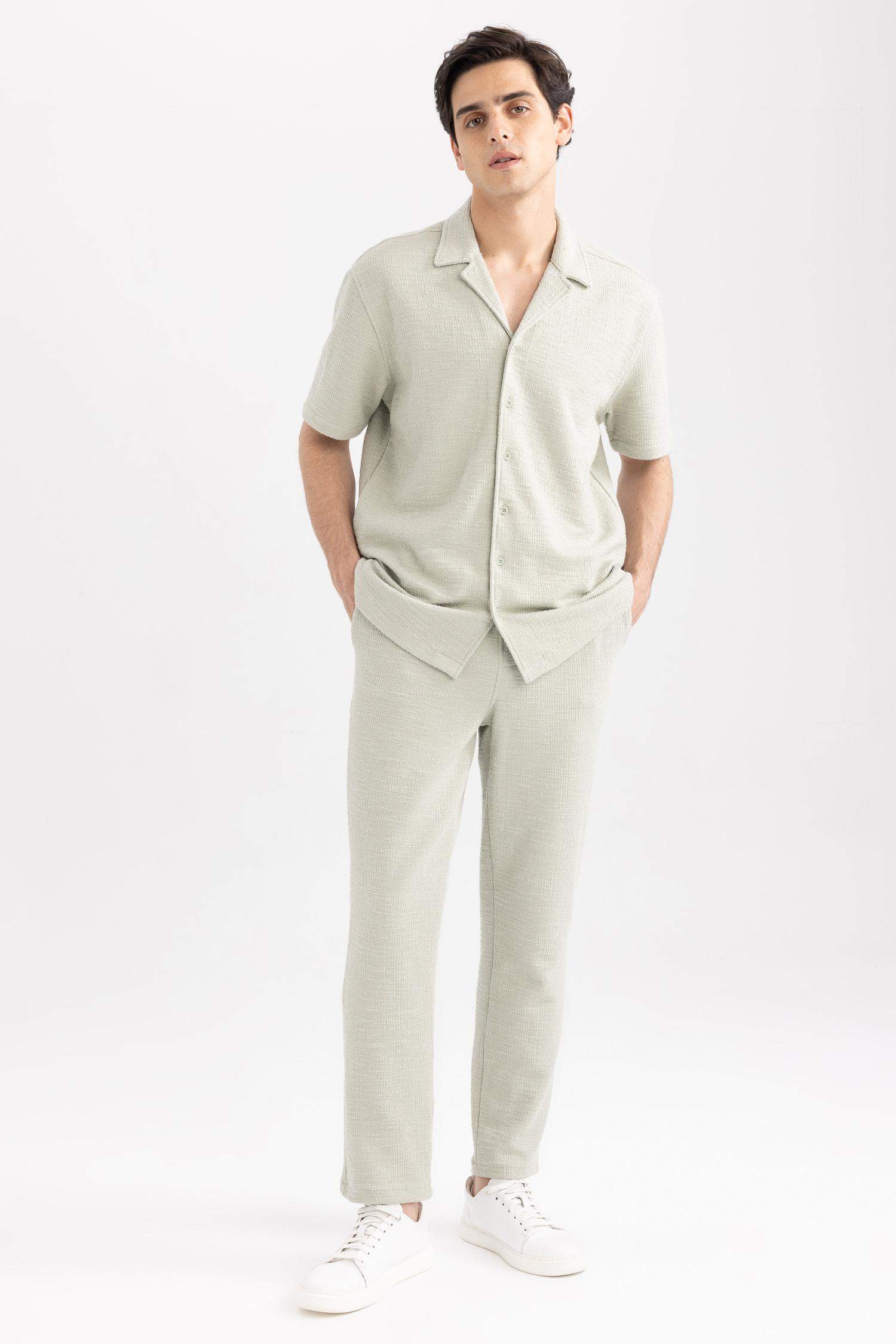 релакс пішімі Қысқа жеңді жейде