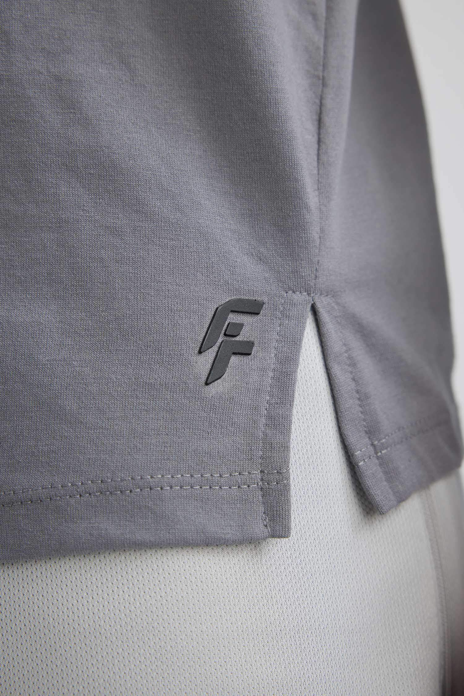 تيشيرت رياضي سليم فيت برقبة مستديرة من DeFactoFit