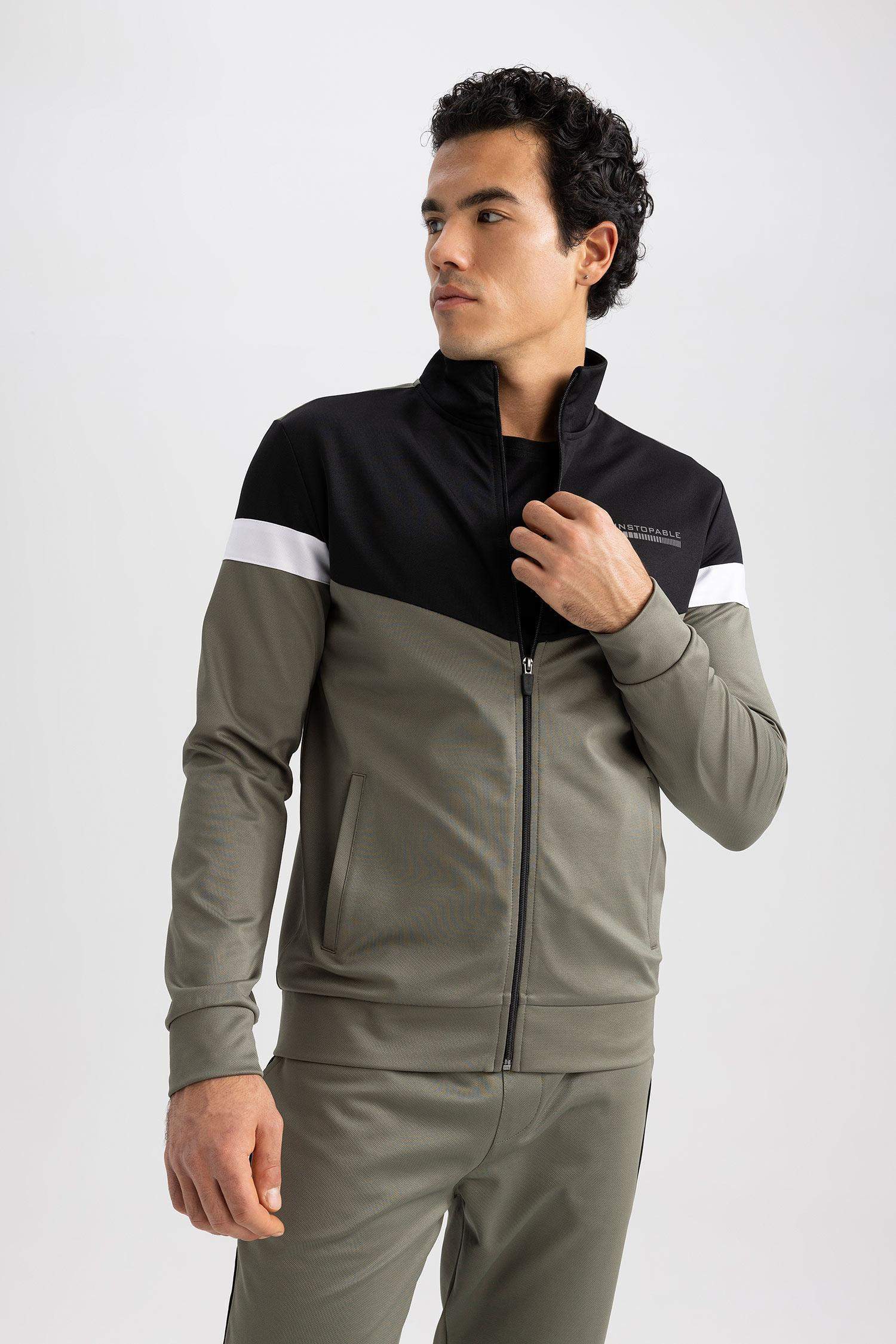 Sweat-shirt Slim zippé de DeFacto Fit