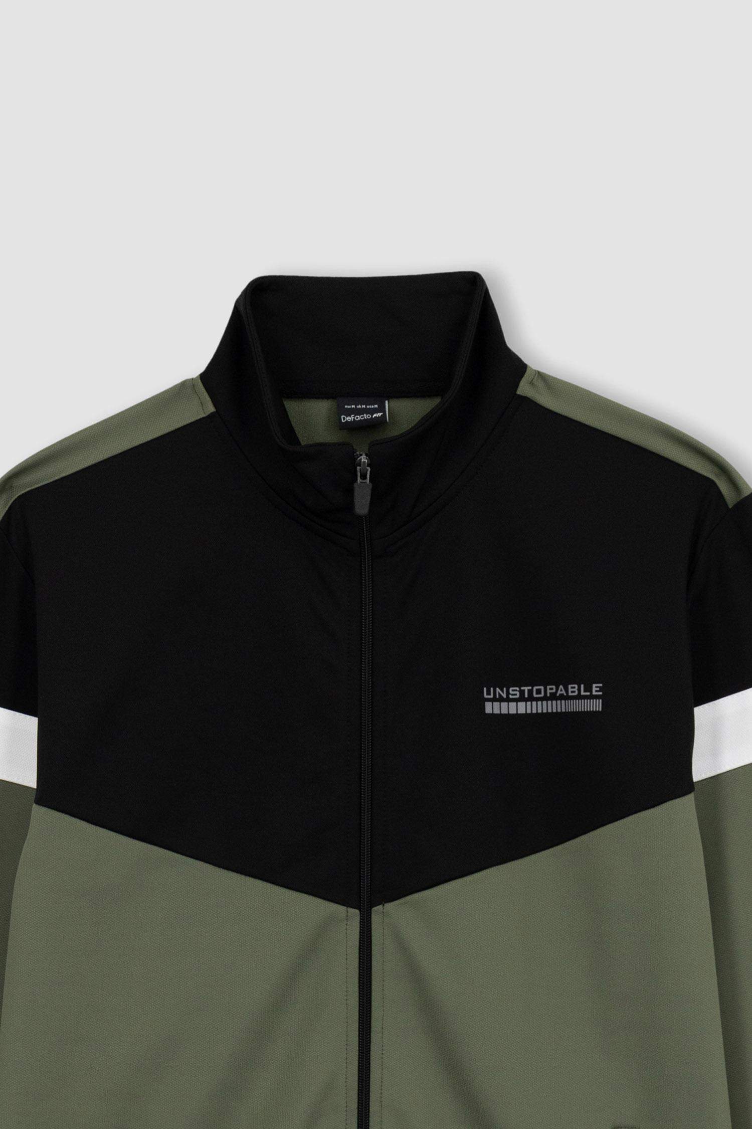 Sweat-shirt Slim zippé de DeFacto Fit