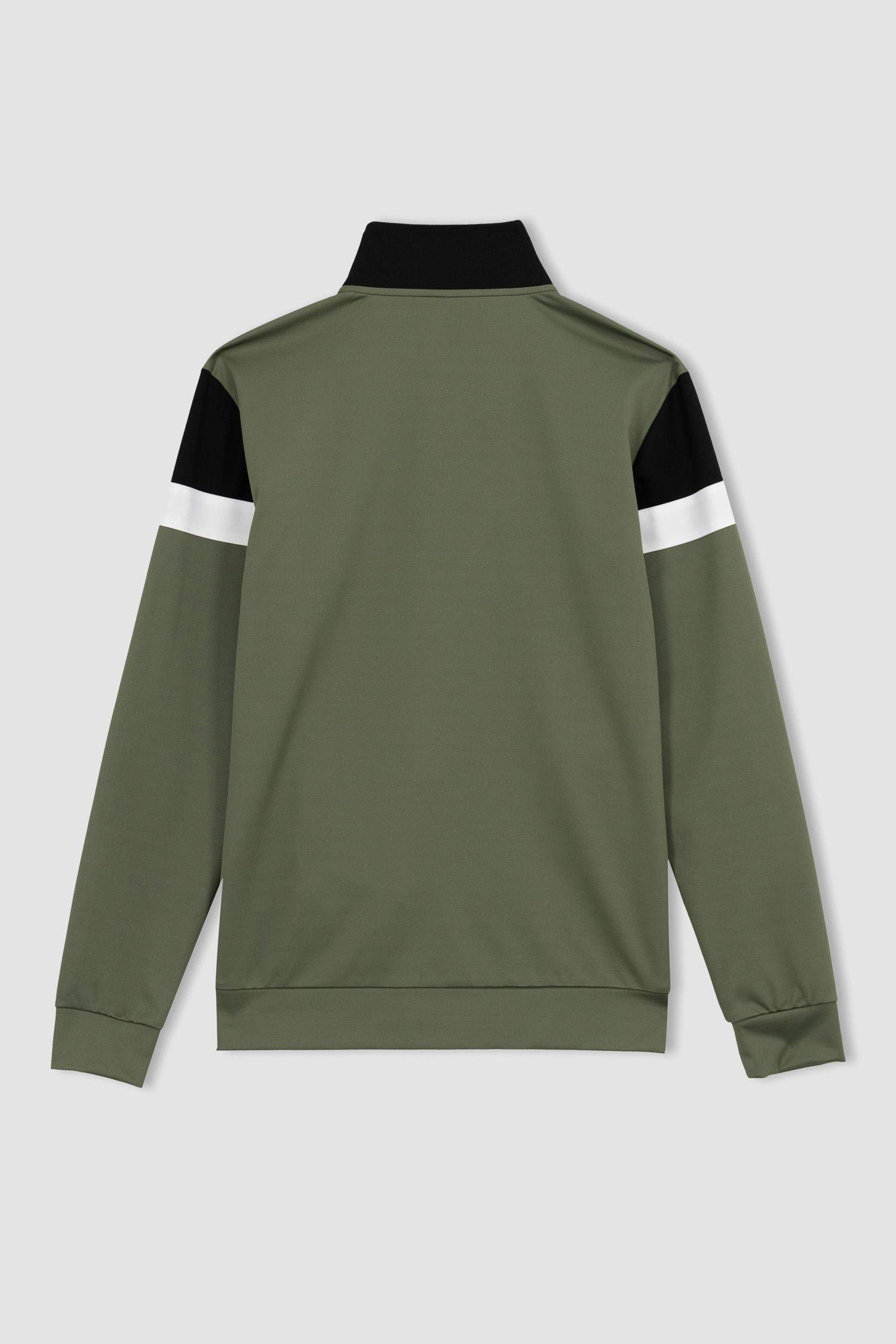 Sweat-shirt Slim zippé de DeFacto Fit