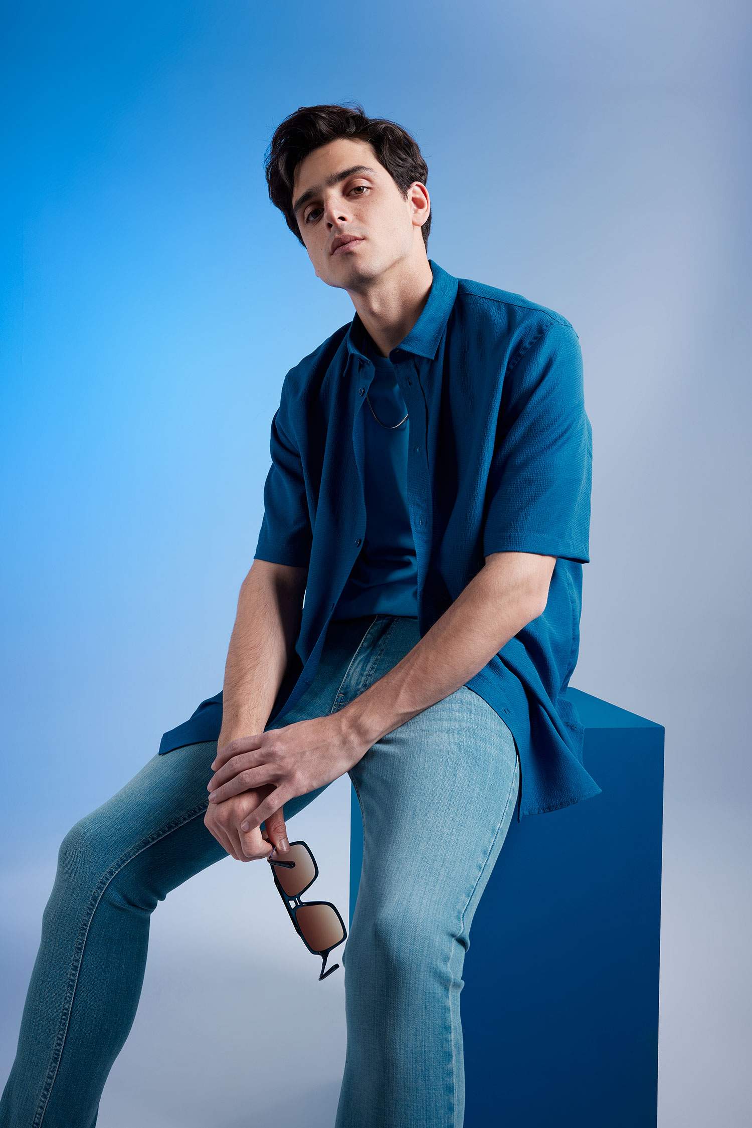 قميص نص كم فيسكوز قصة مريحة