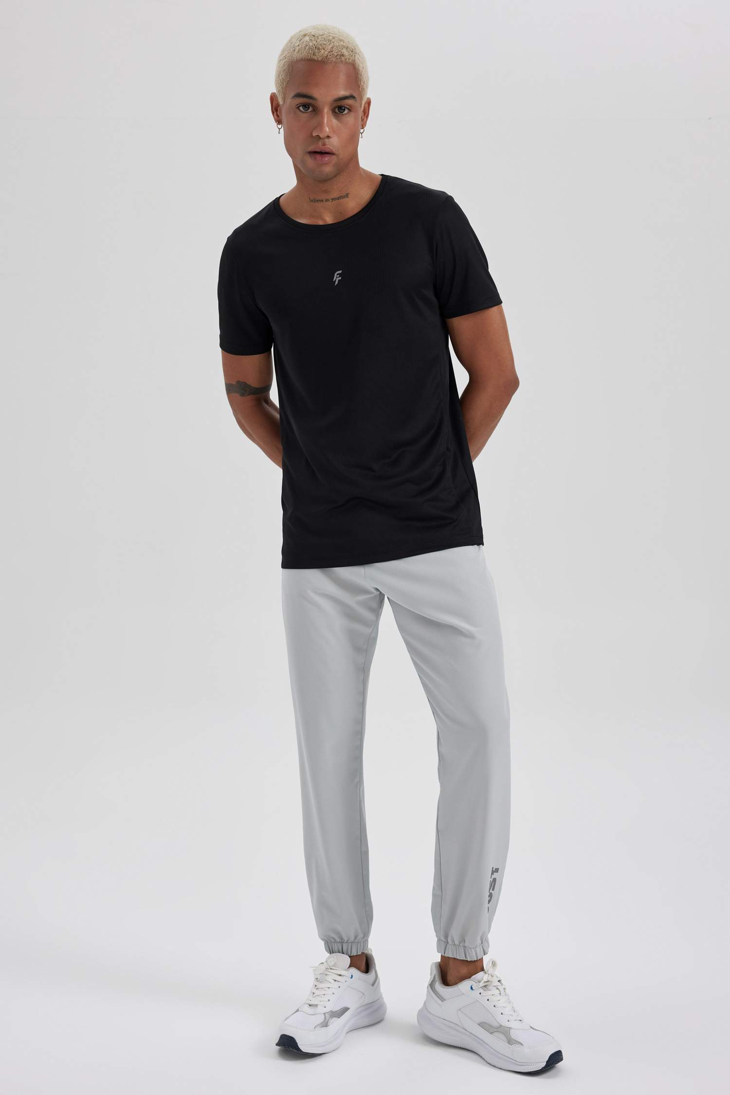 DeFactoFit Slim Fit Double Pocket Woven Sweatpants