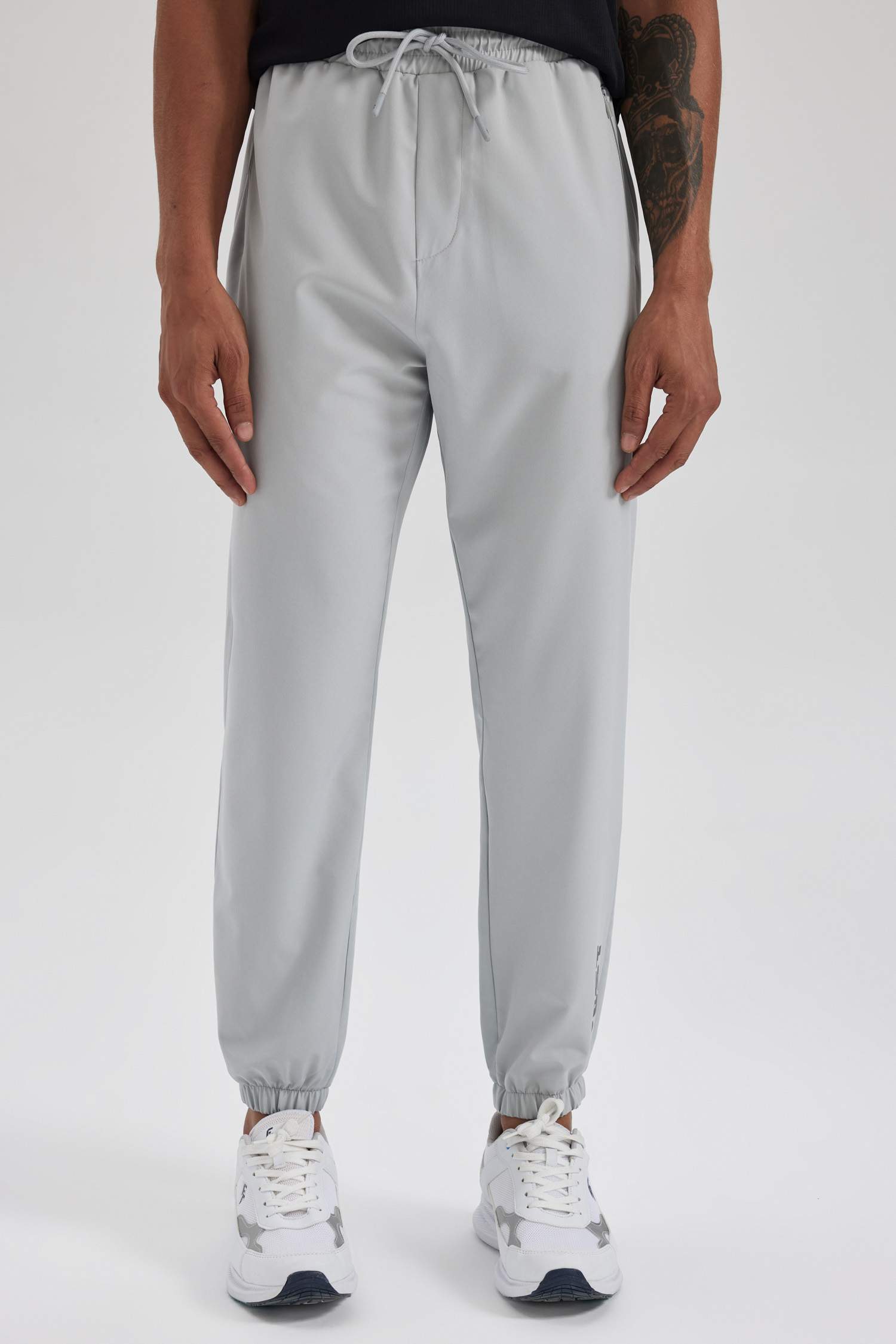 DeFactoFit Slim Fit Double Pocket Woven Sweatpants