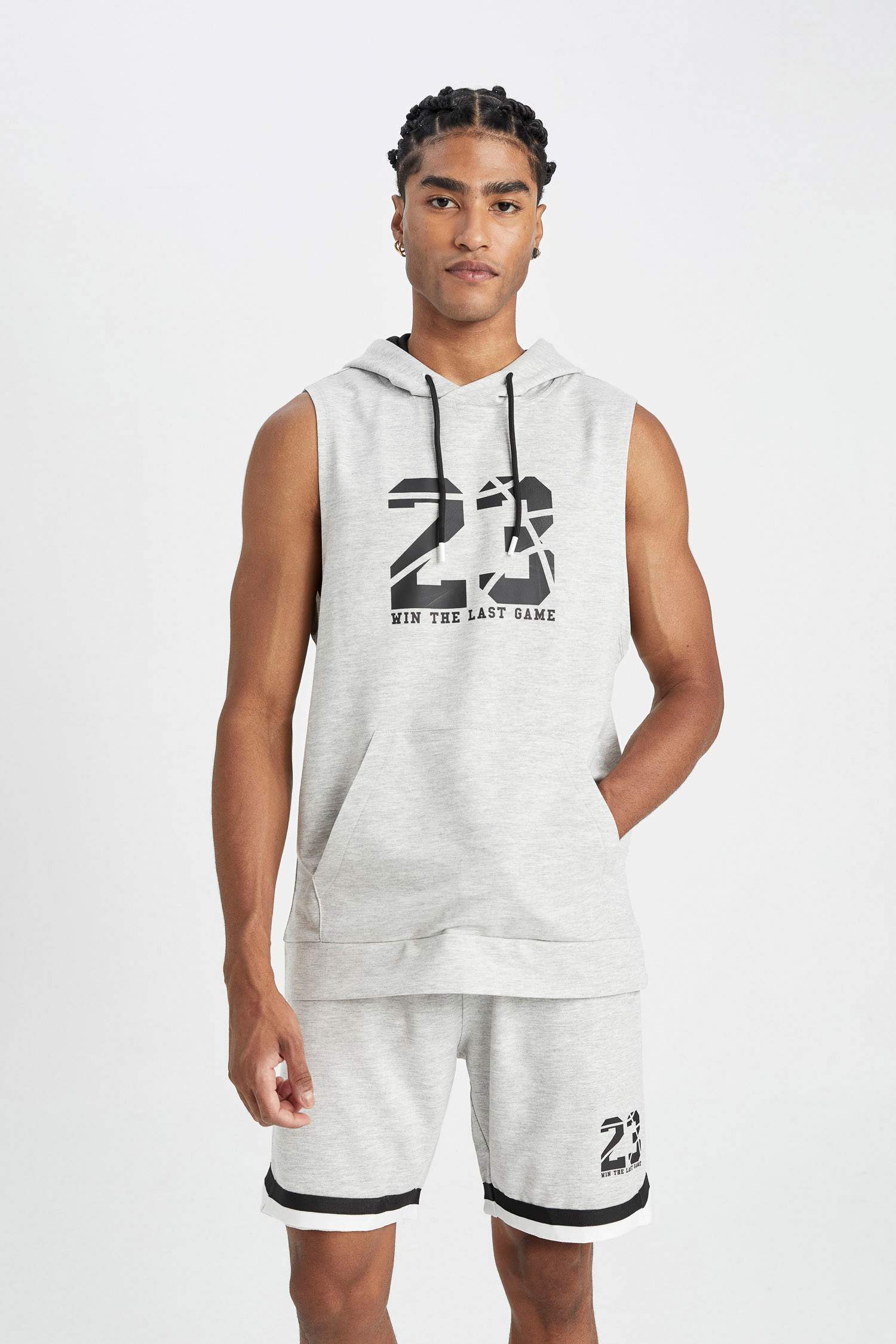 Standard Fit Thin Sweatshirt Fabric Hooded Sleeveless Tank Top