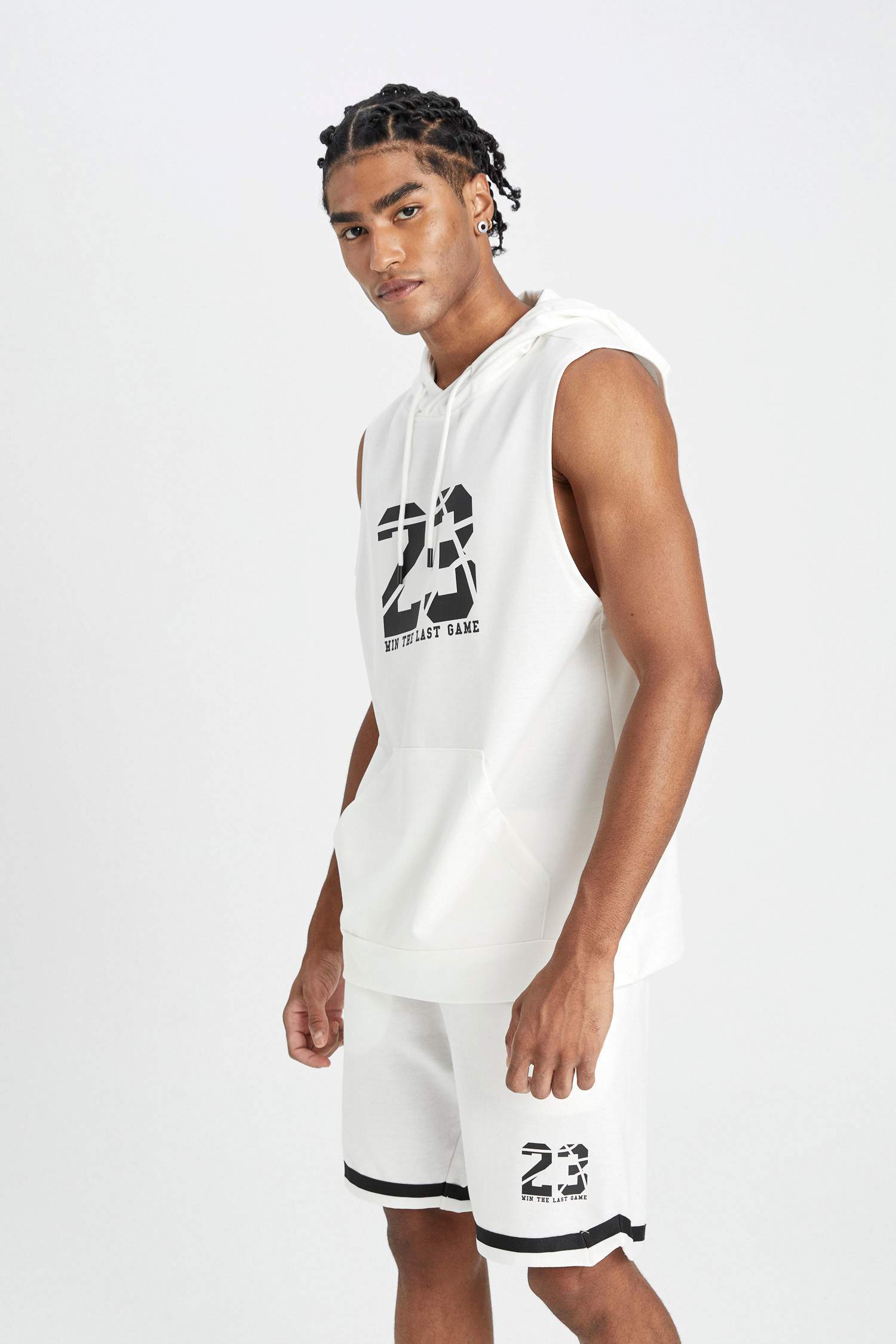 DeFactoFit Standard Fit Number Patterned Hooded Tank Top