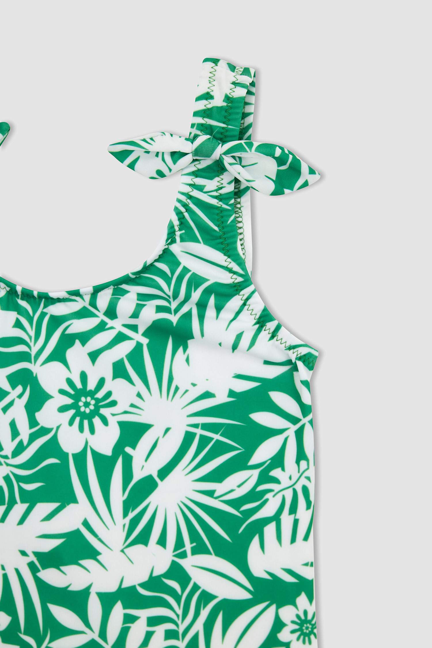 مايوه سباحة بناتي