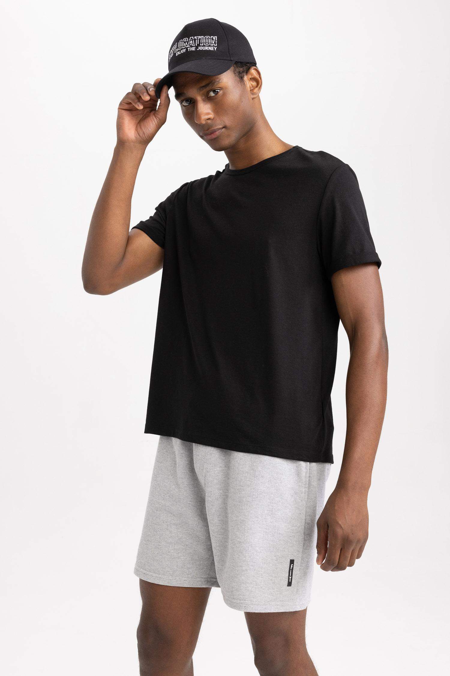 Regular Fit Crew Neck Basic Short Sleeve T-Shirt
