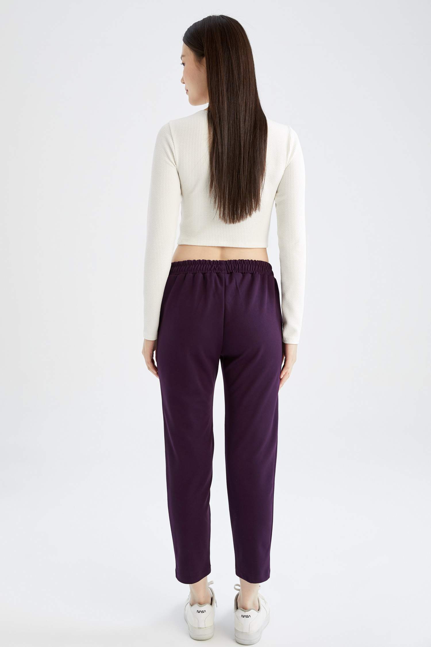 Regular Fit Beli Bağcıklı Düz Paça Eşofman Altı