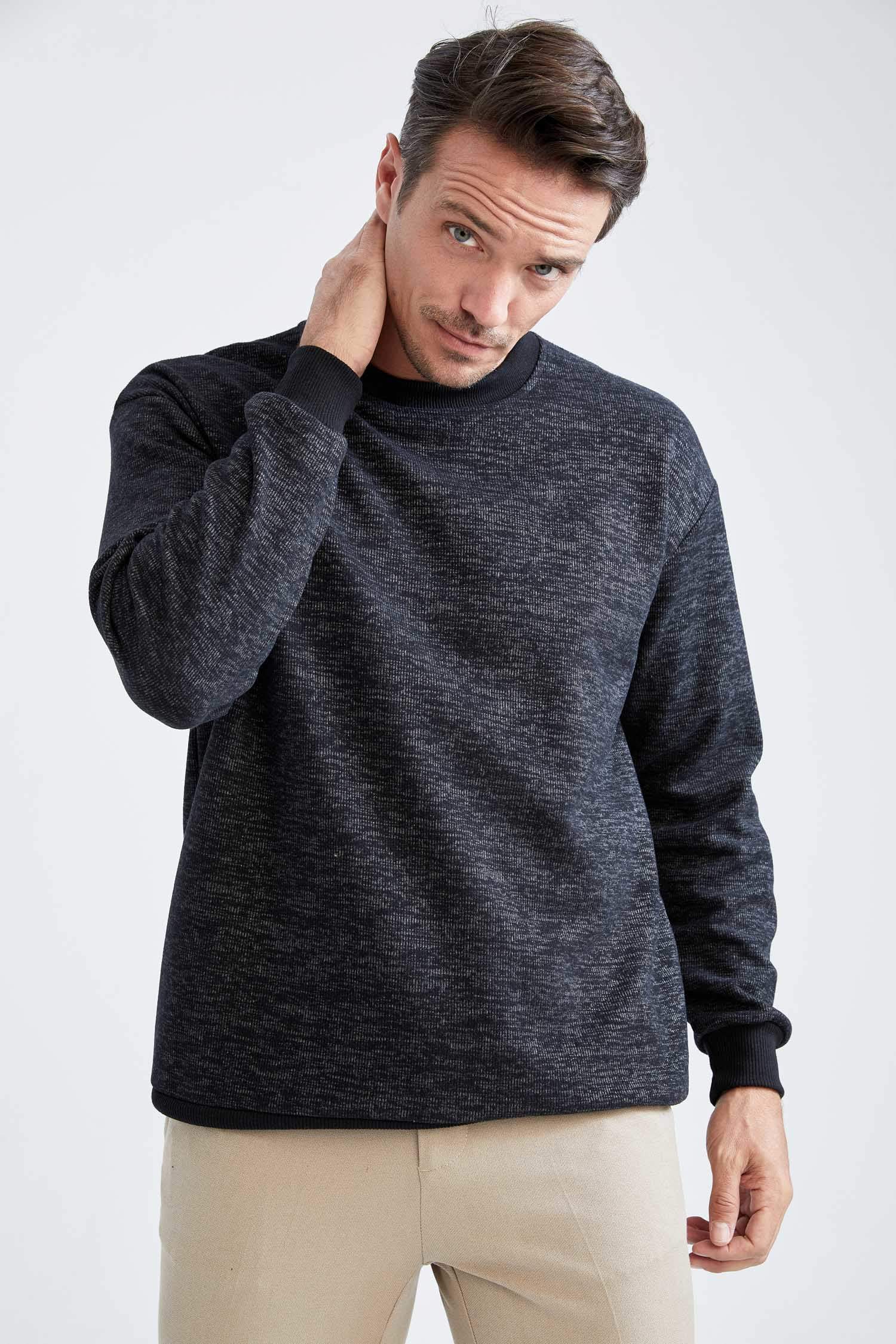 Defacto Regular Fit Sweatshirt. 1