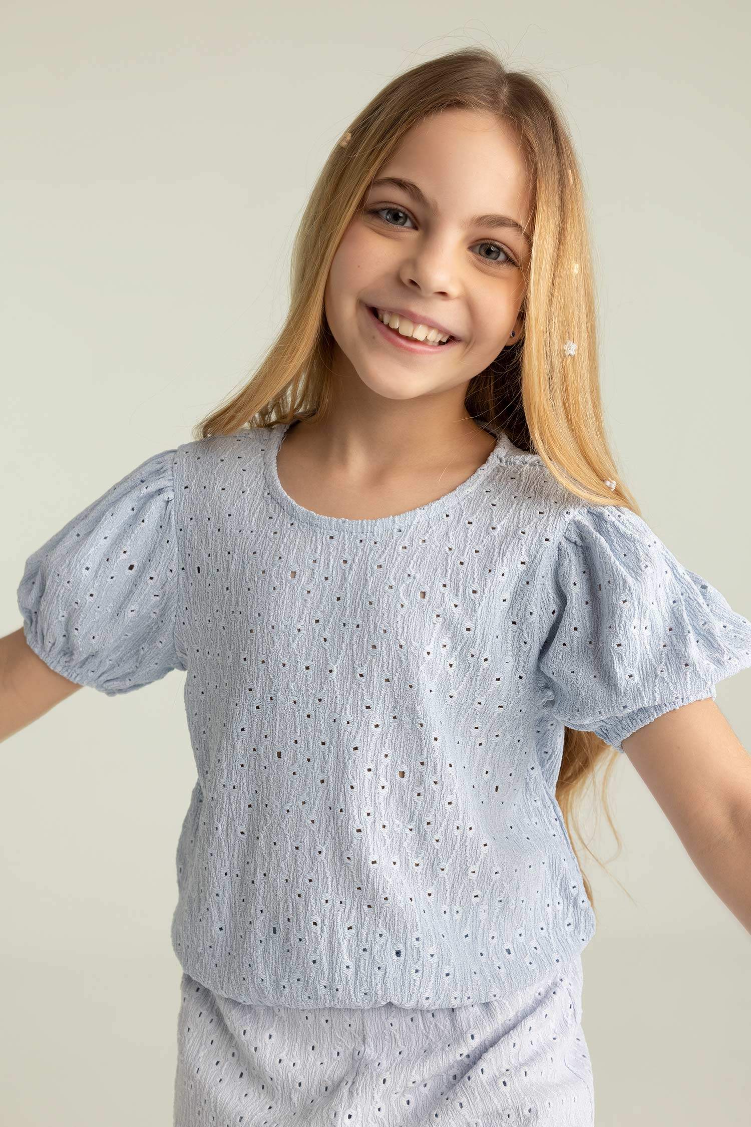 تي شيرت نص كم بناتي قصة عادية