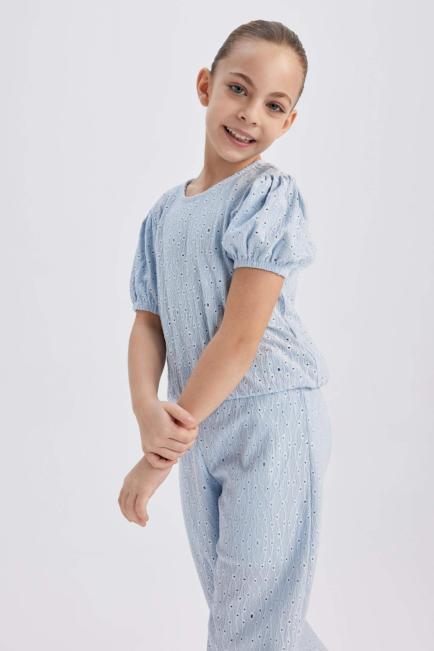 تي شيرت نص كم بناتي قصة عادية