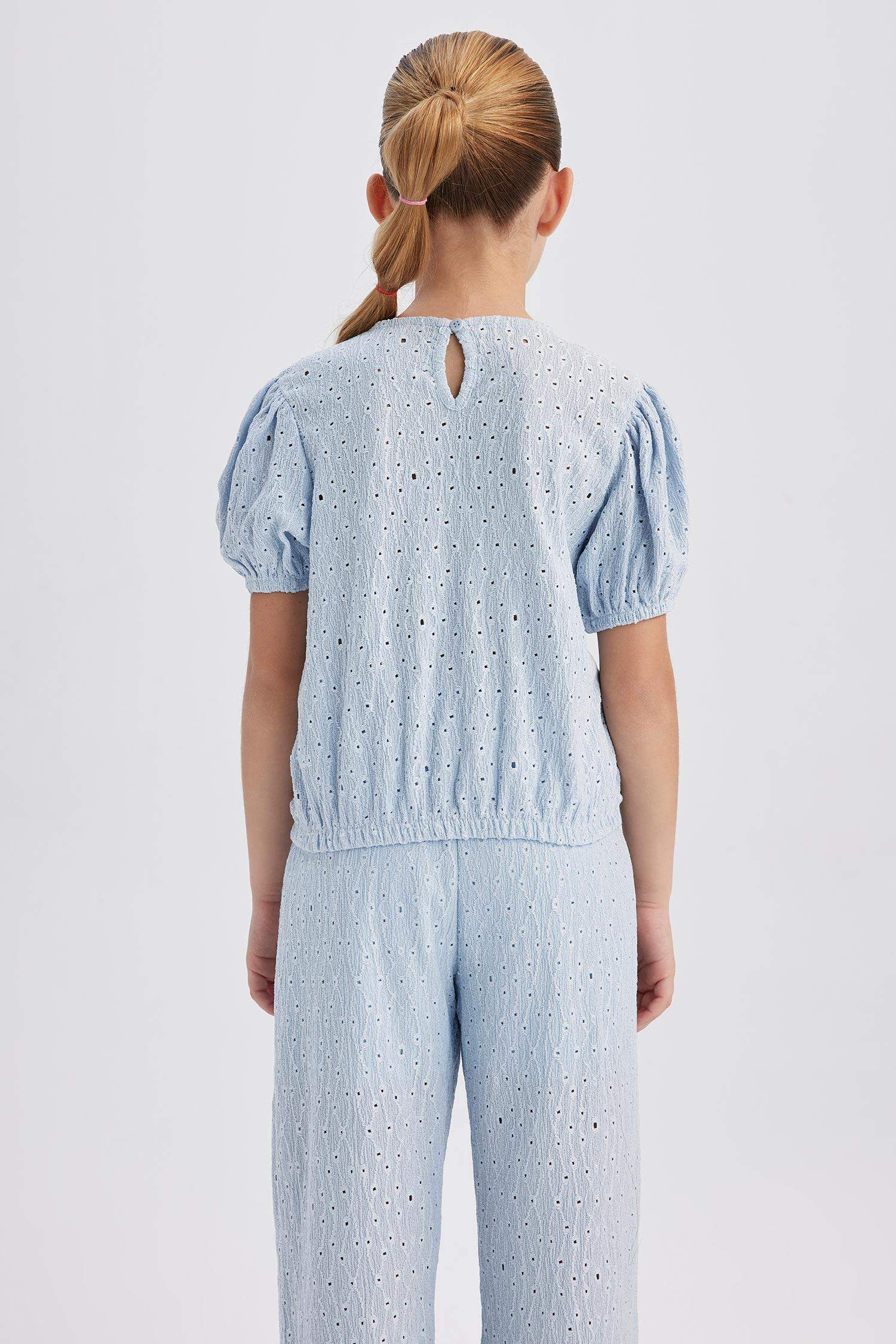 تي شيرت نص كم بناتي قصة عادية