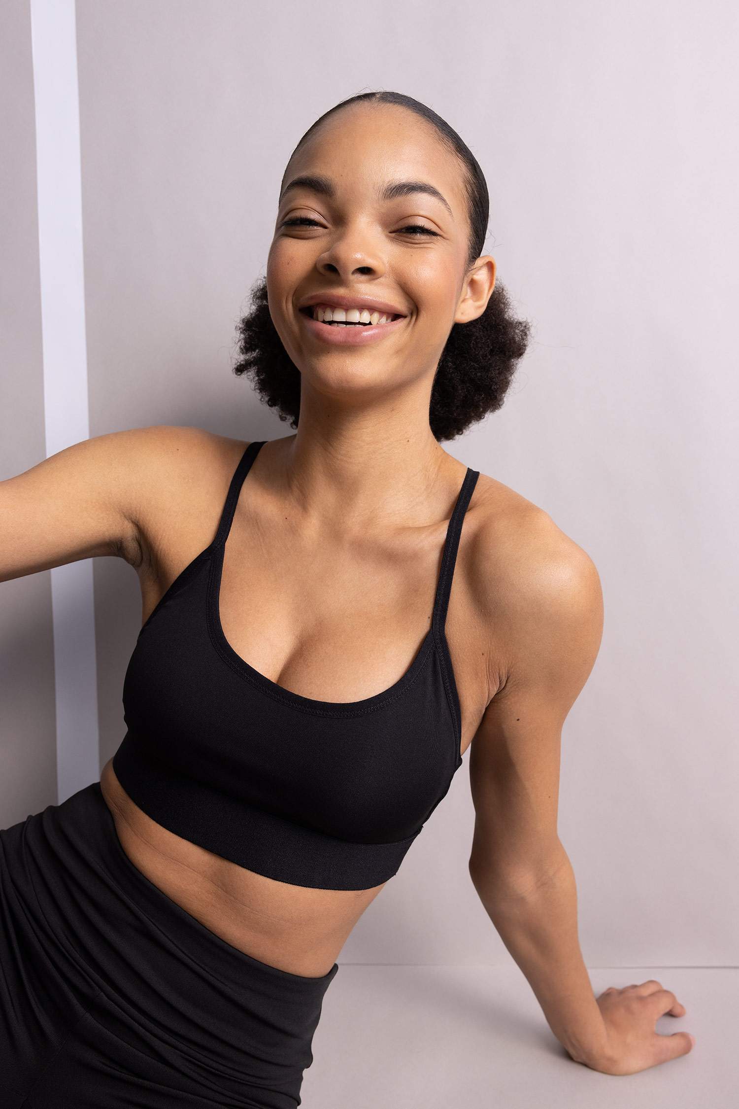 Black WOMEN Defacto Fit Crew Neck Sports Bra 2761801 DeFacto