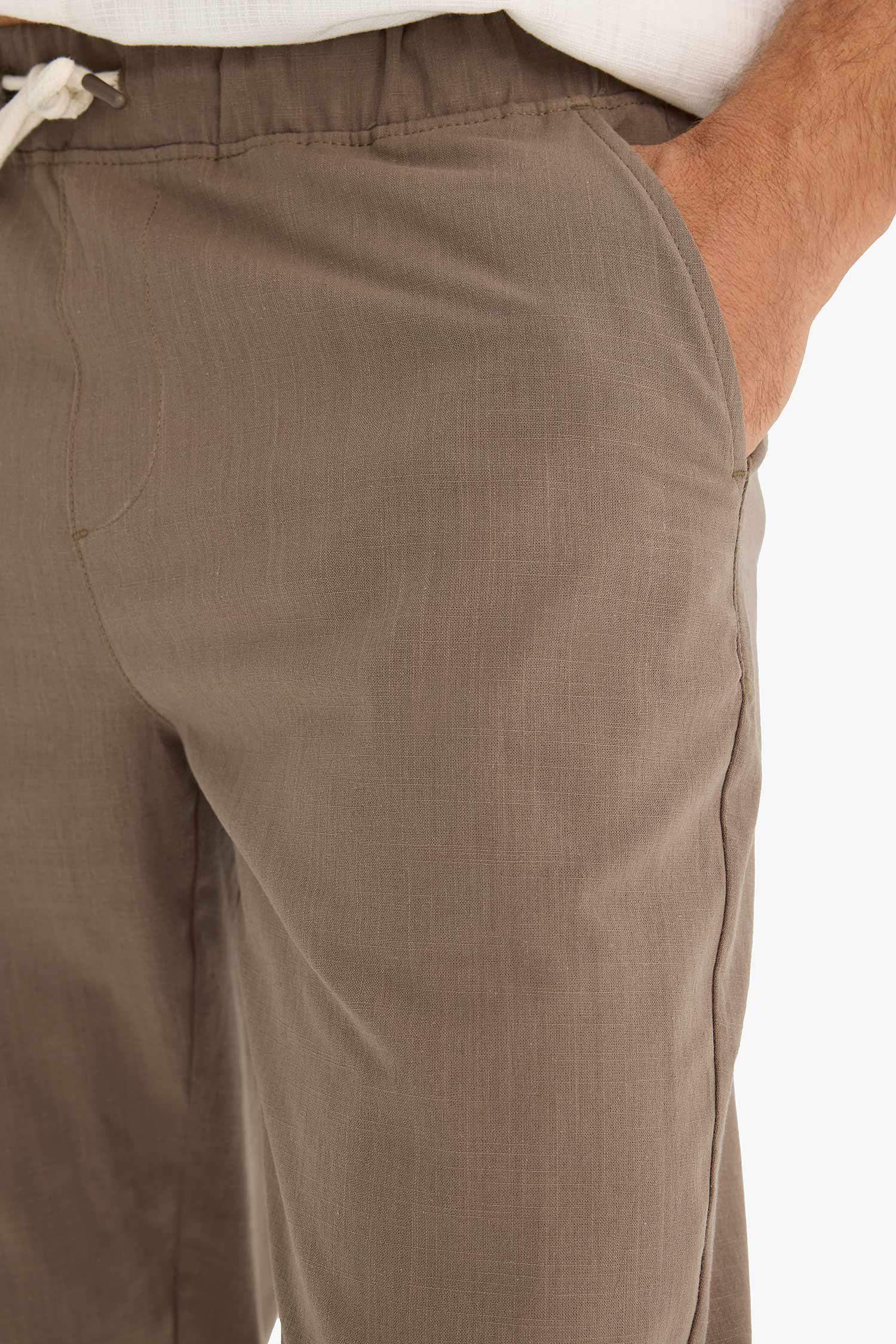 بنطلون كتان جوجر صيفي قطن برجل ضيقة وخصر مطاطي بني فاتح