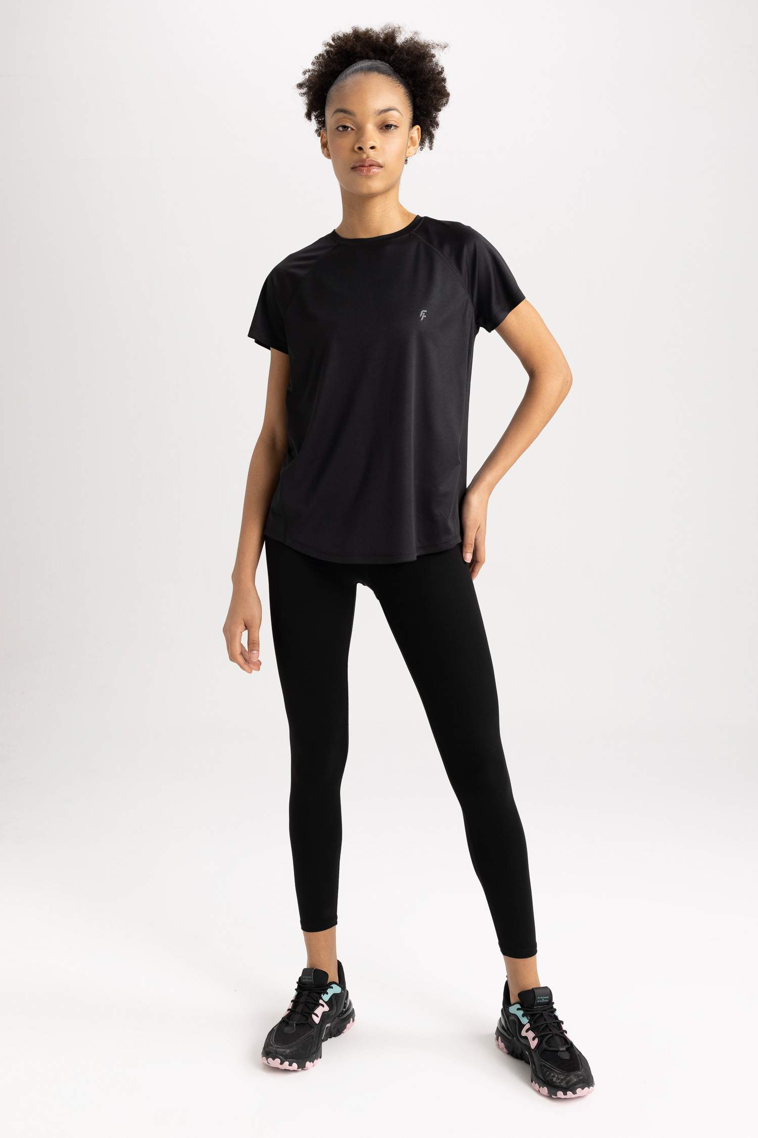 DeFactoFit Comfort Fit Crew Neck Sports T-Shirt