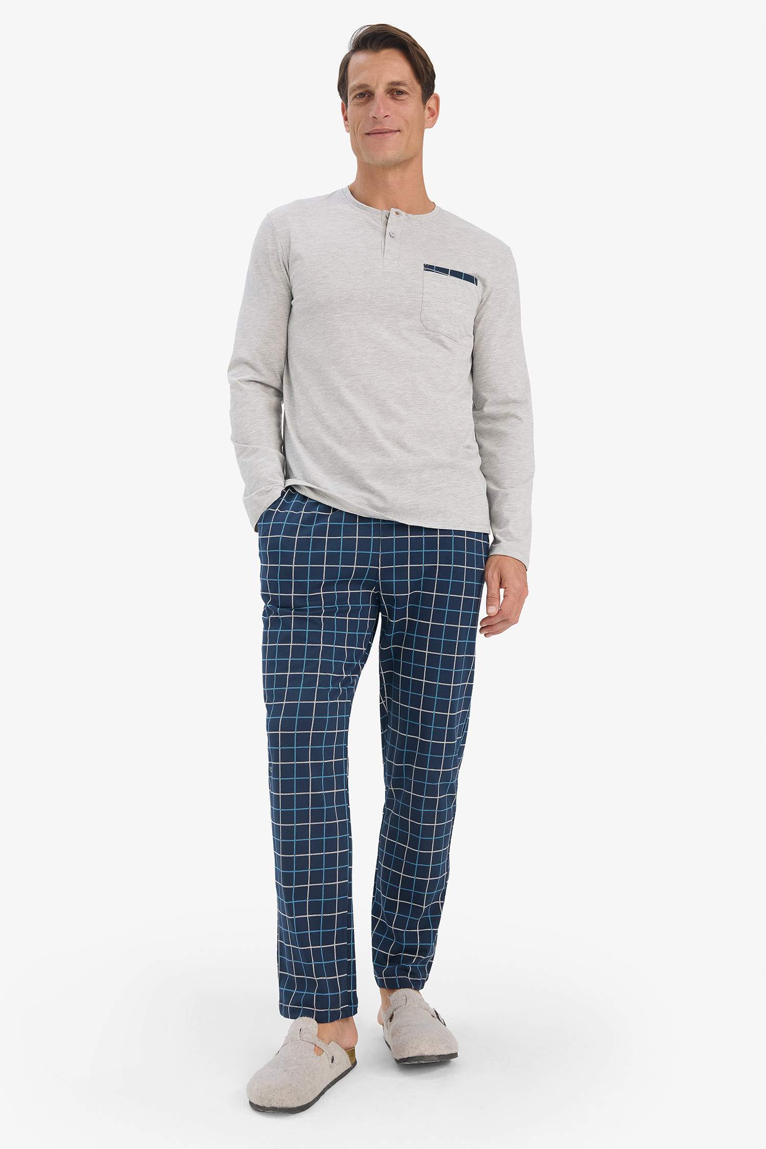 Regular Fit Pijama Takımı Uzun Kollu Üst Kareli Uzun Alt