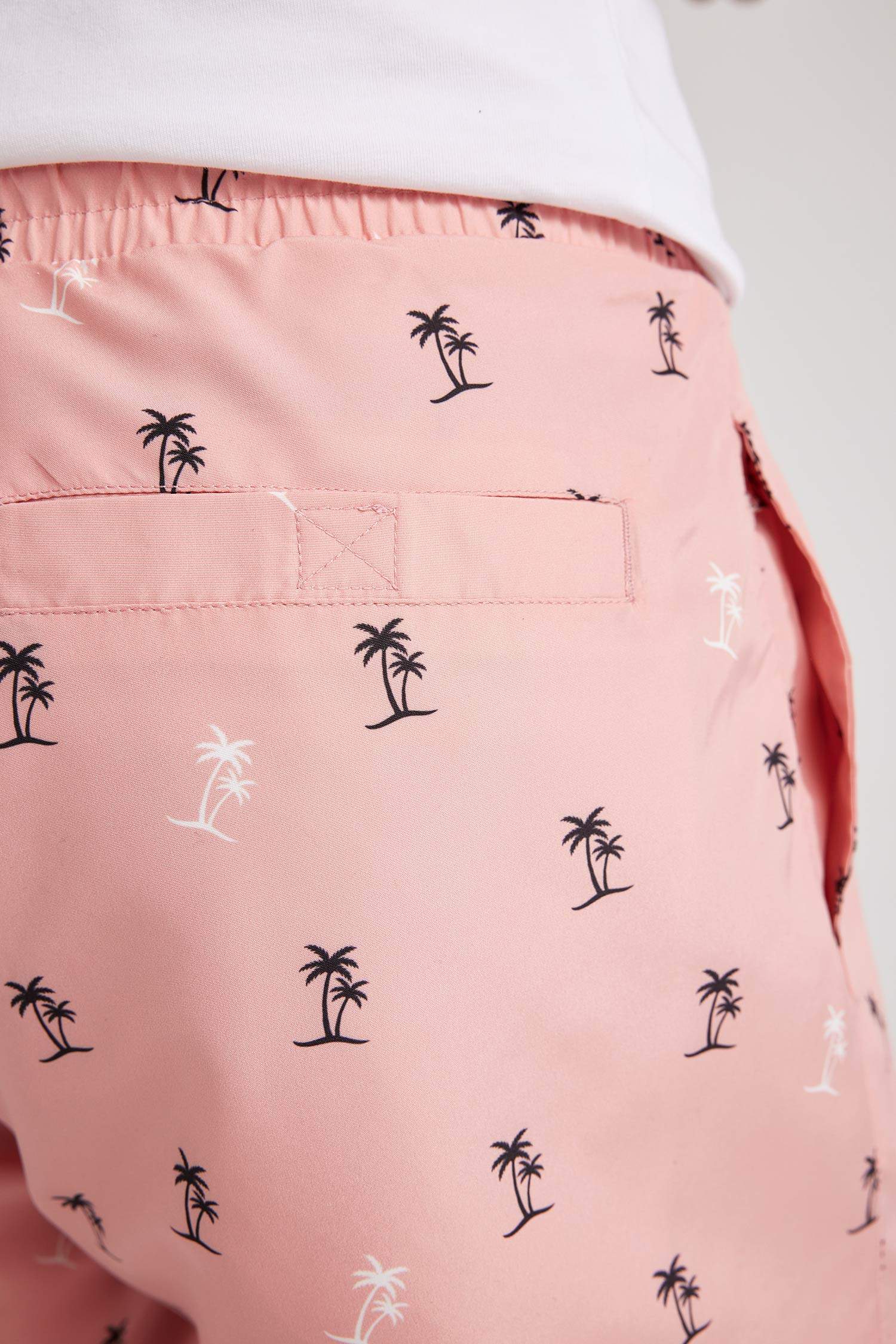 شورت بحر قصير قصة عادية