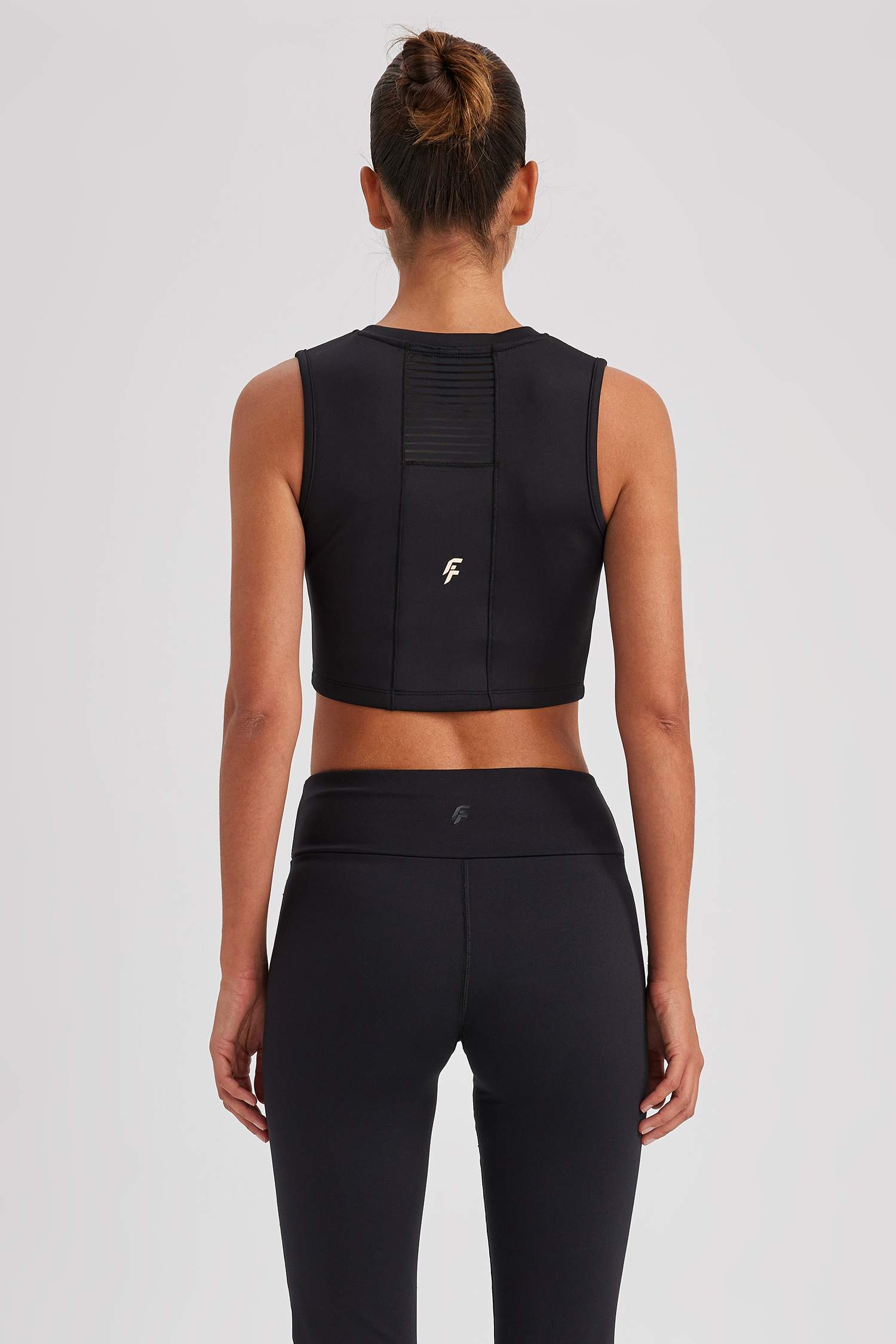 Defacto Fit Crop Top Col Halter Sans Manches Sports Bralet Athlète