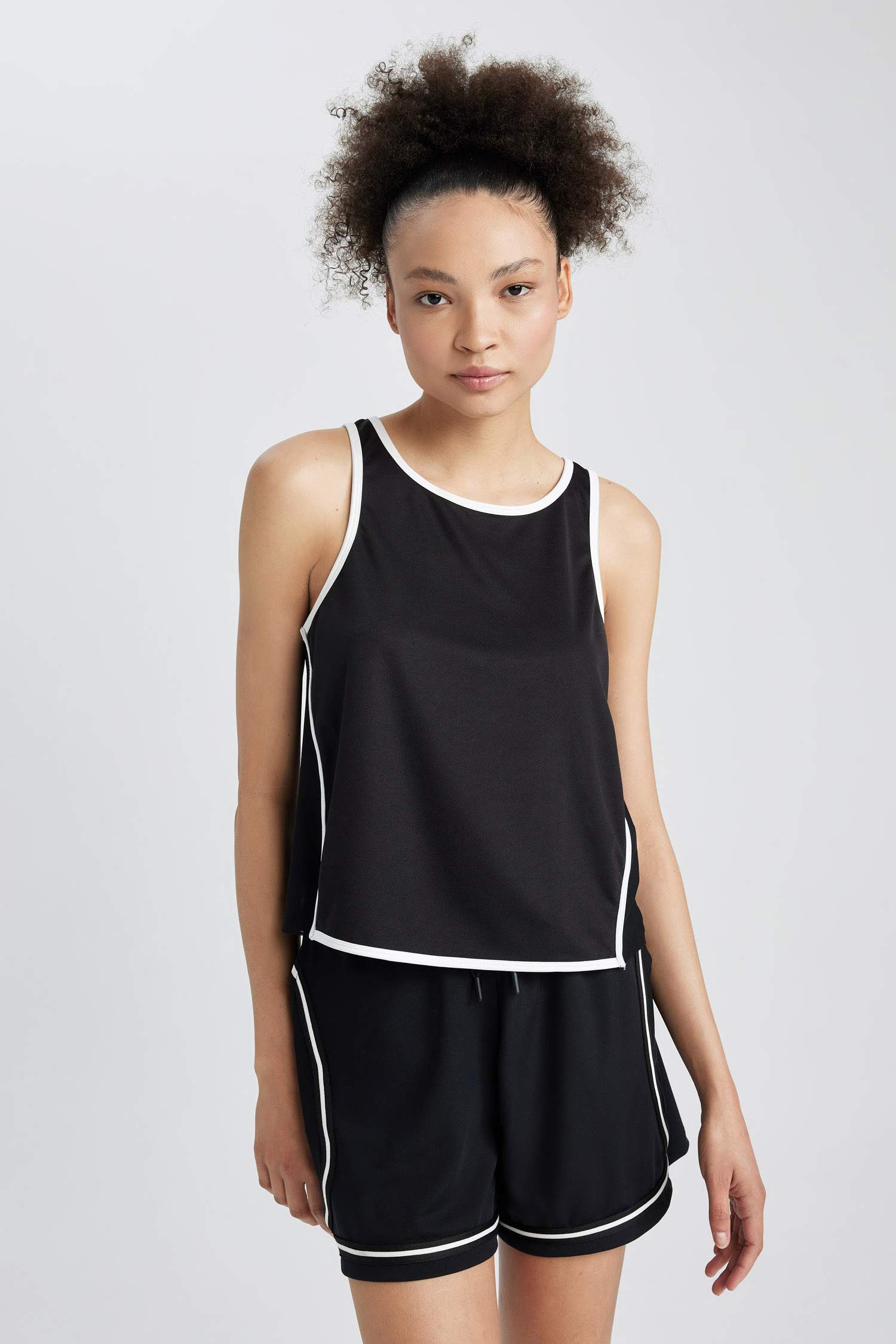 DeFactoFit Crop Slogan Printed Crew Neck Combed Sports Undershirt