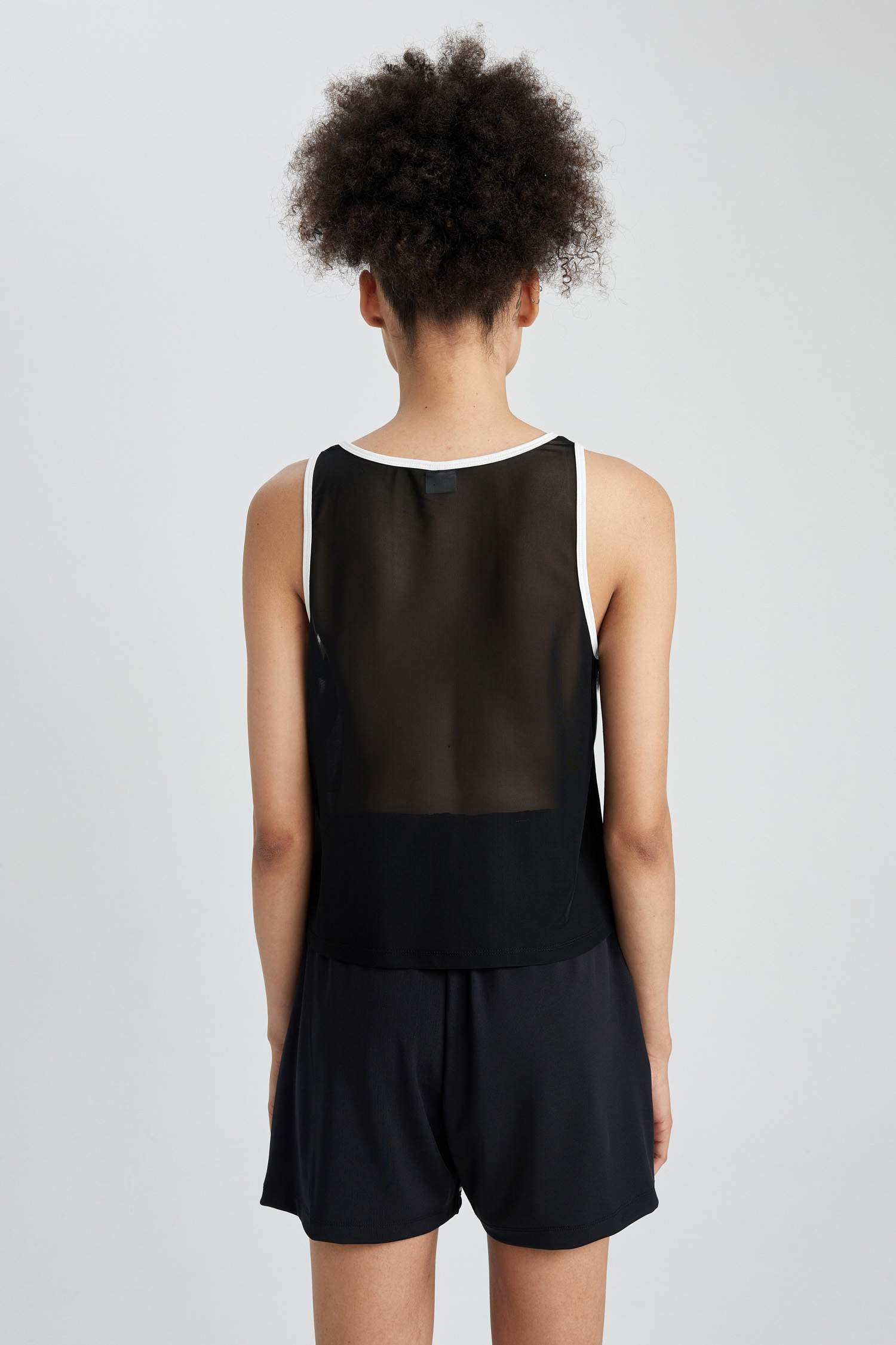 DeFactoFit Crop Slogan Printed Crew Neck Combed Sports Undershirt