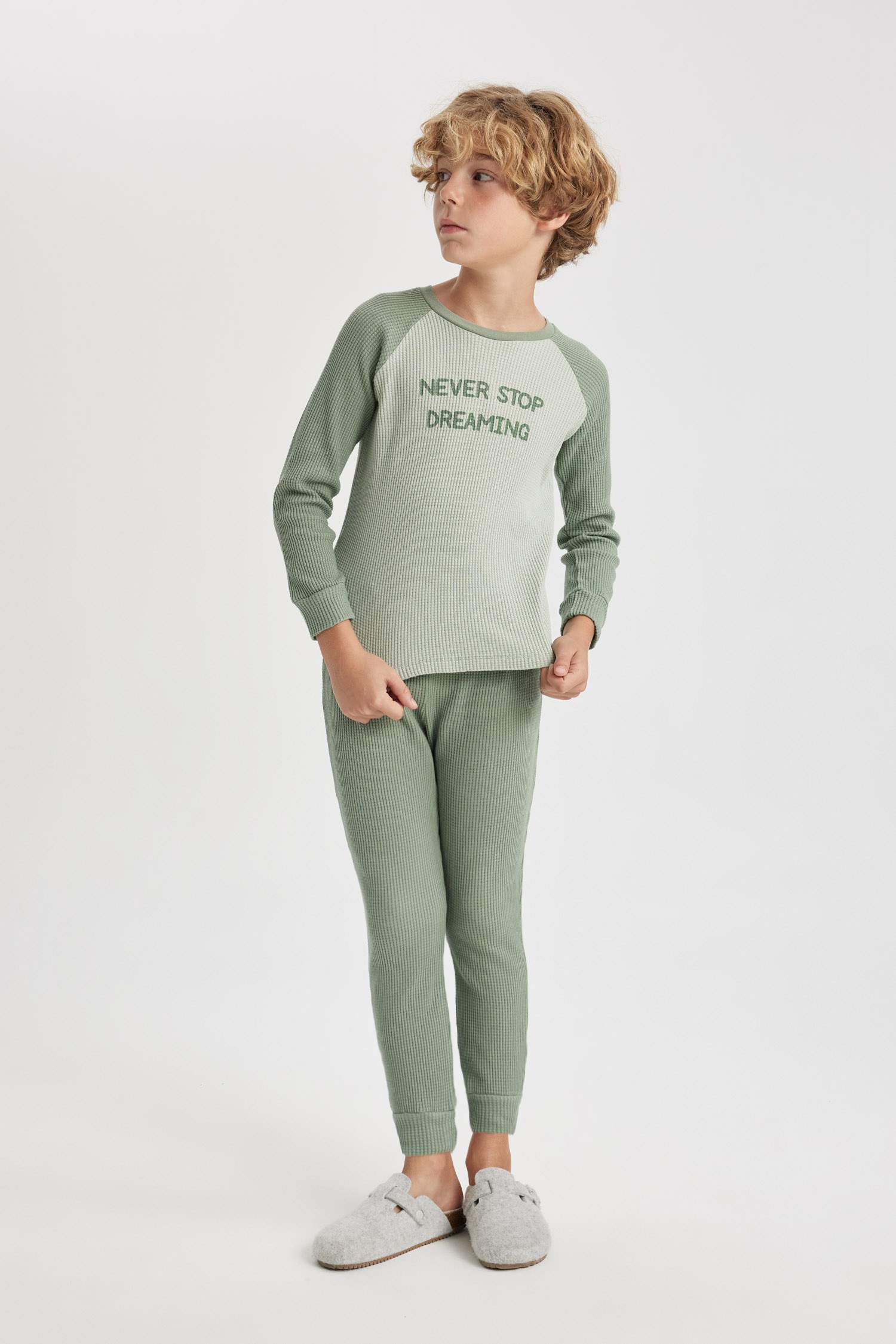 سيت بيجاما وافل قصة عادية - قطعتين