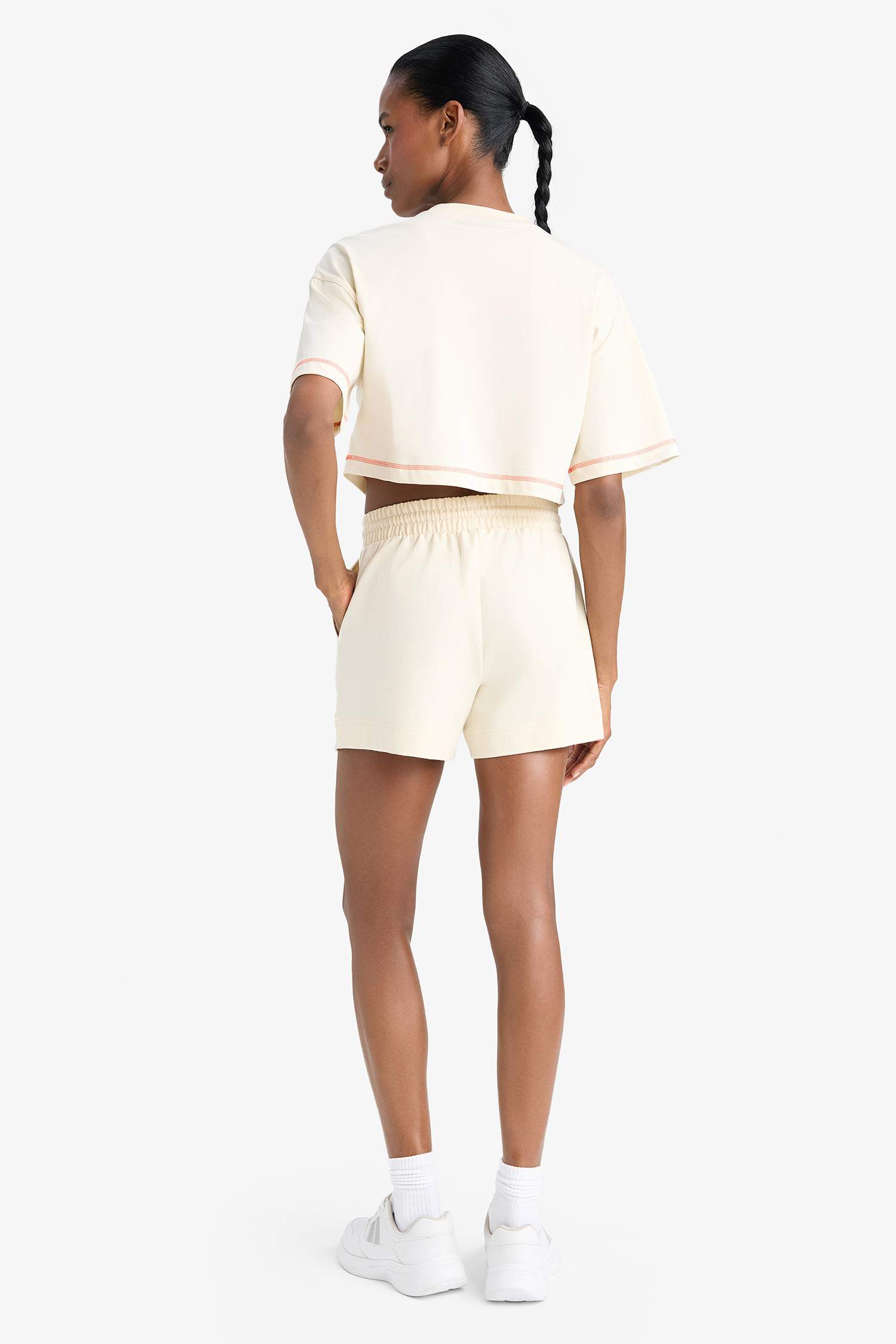 DeFactoFit Standard Fit Sports Short Leg Basic Shorts