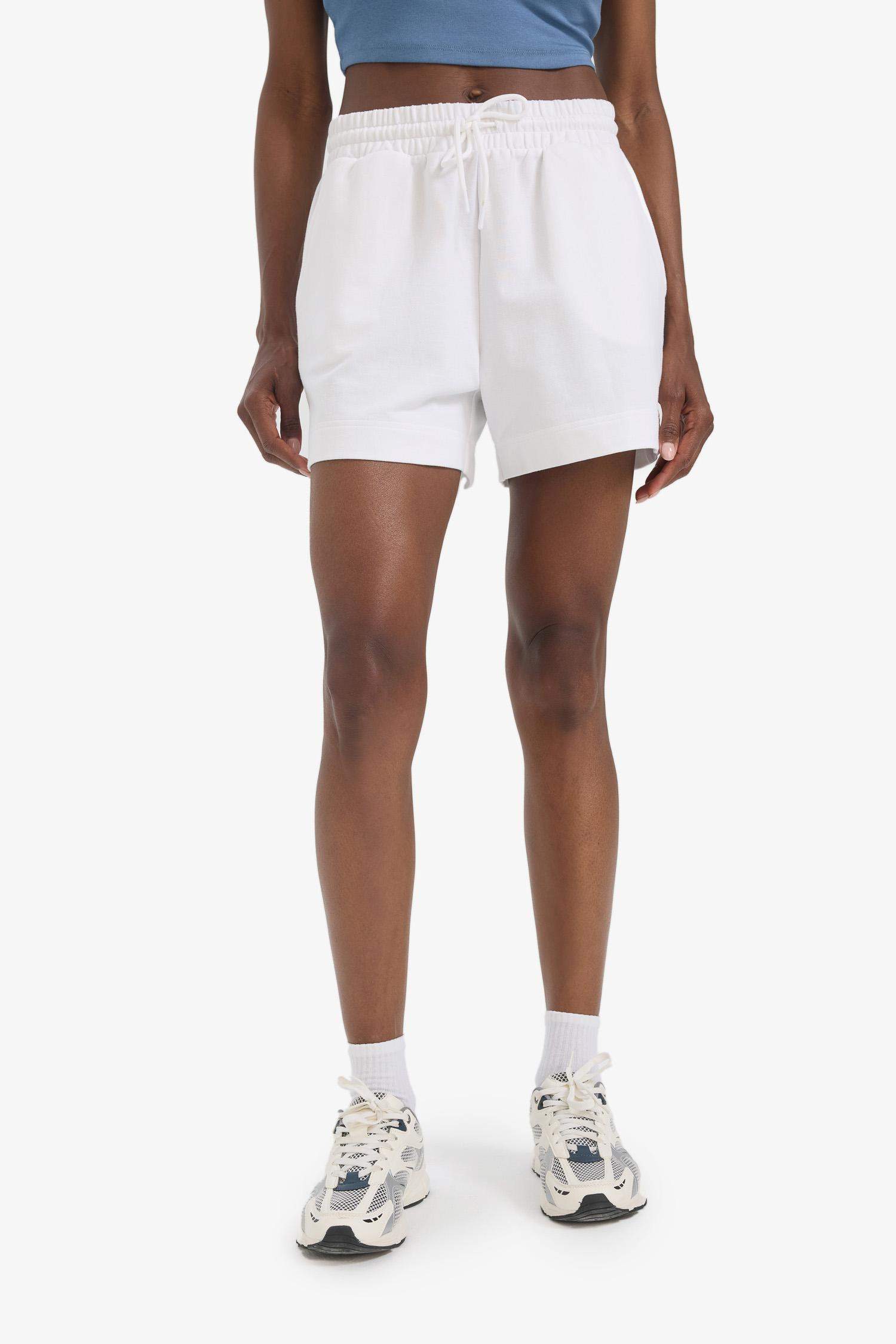 شورت رياضي قصير قصة عادية من DeFactoFit