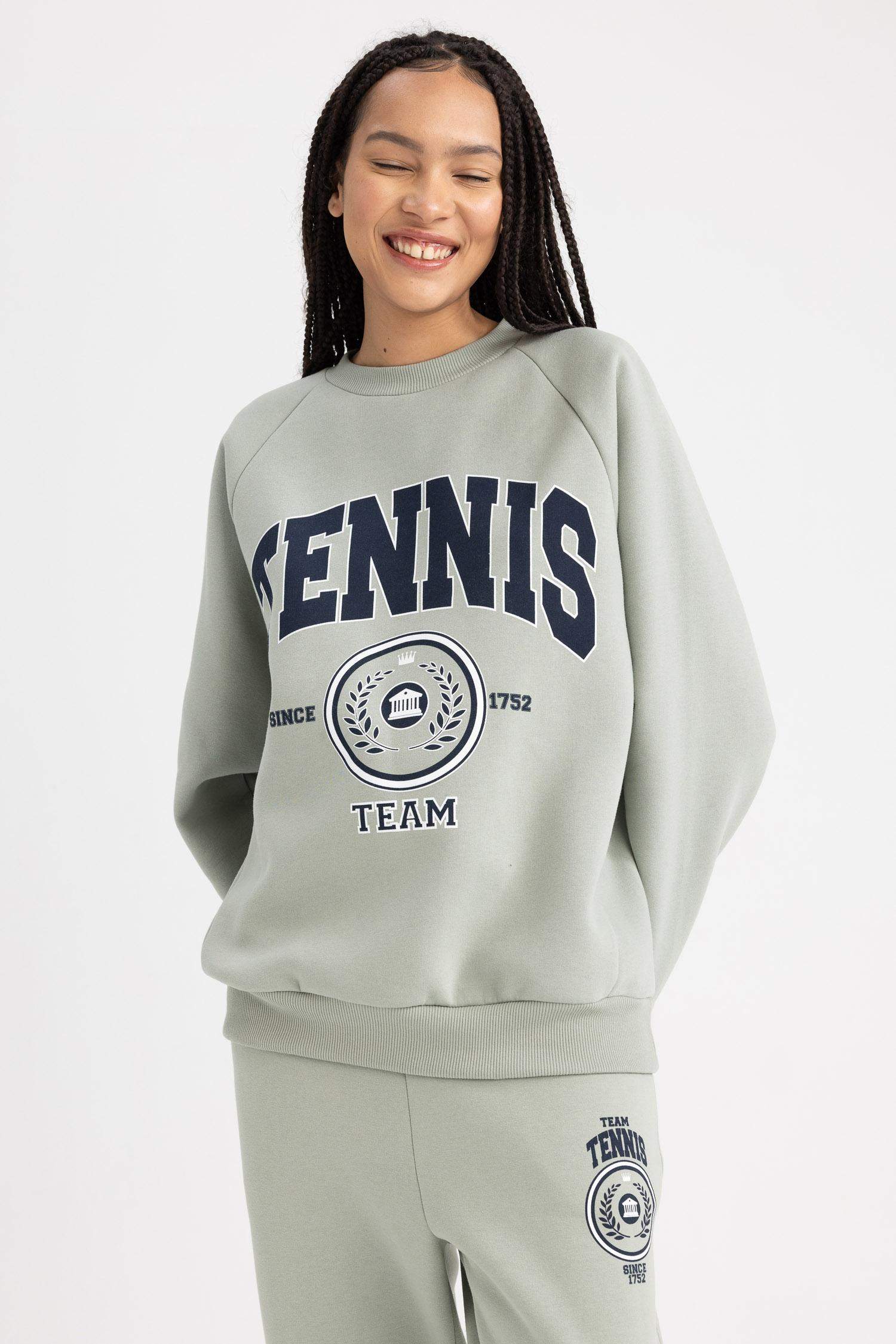 سويت شيرت اوفر سايز بياقة مستديرة