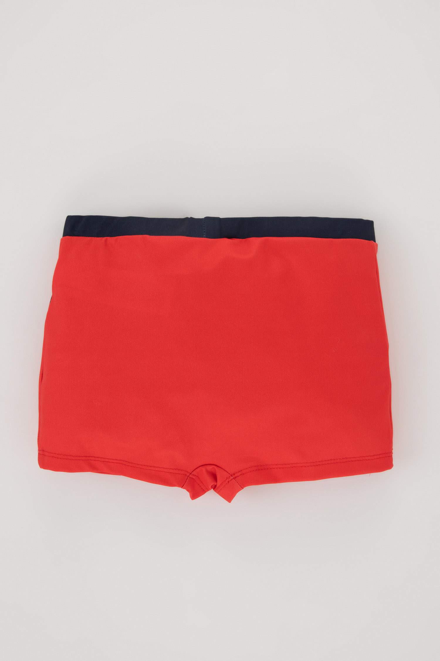 شورت بحر ولادي من سبايدرمان