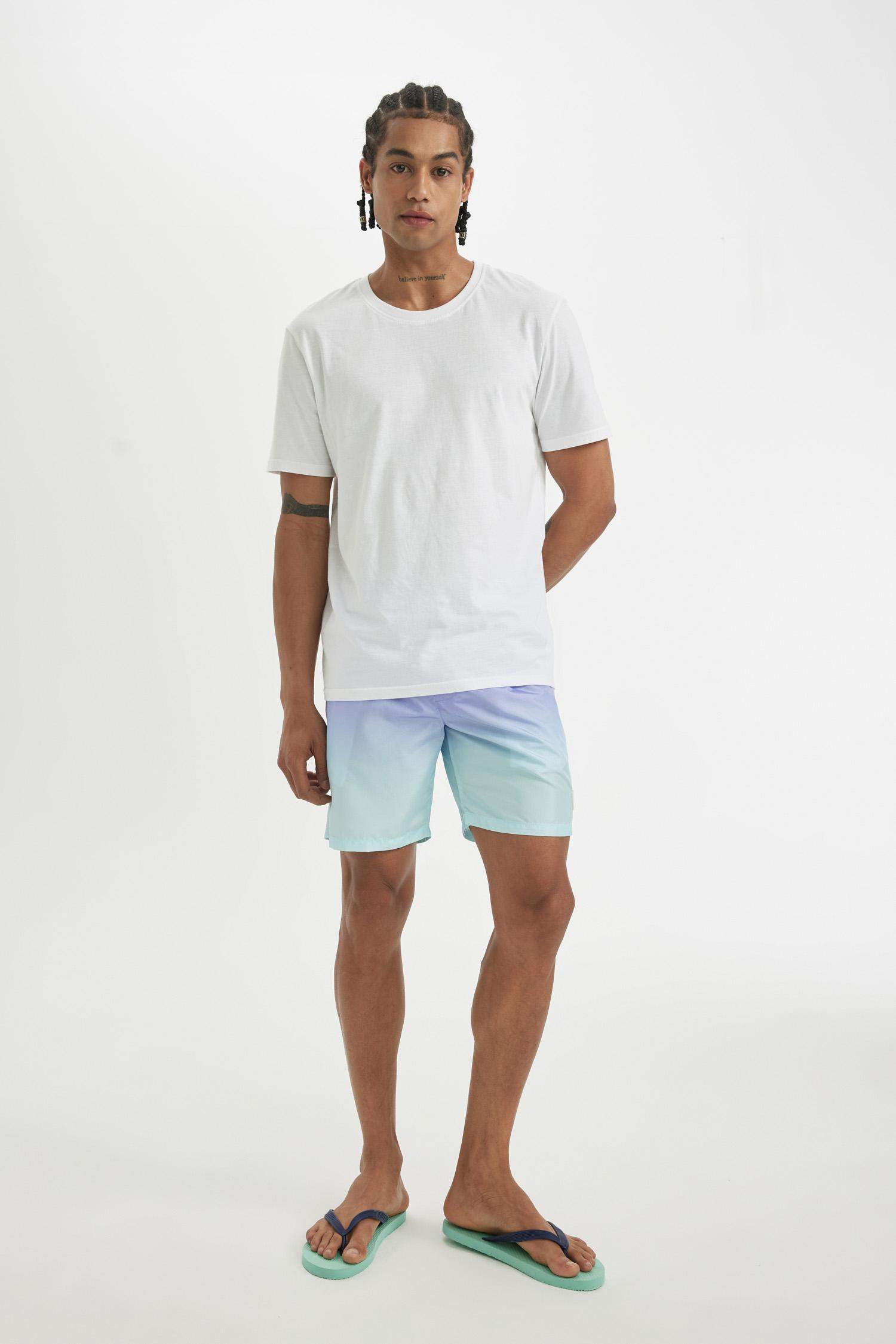 شورت بحر قصة عادية ببطانة شبكية