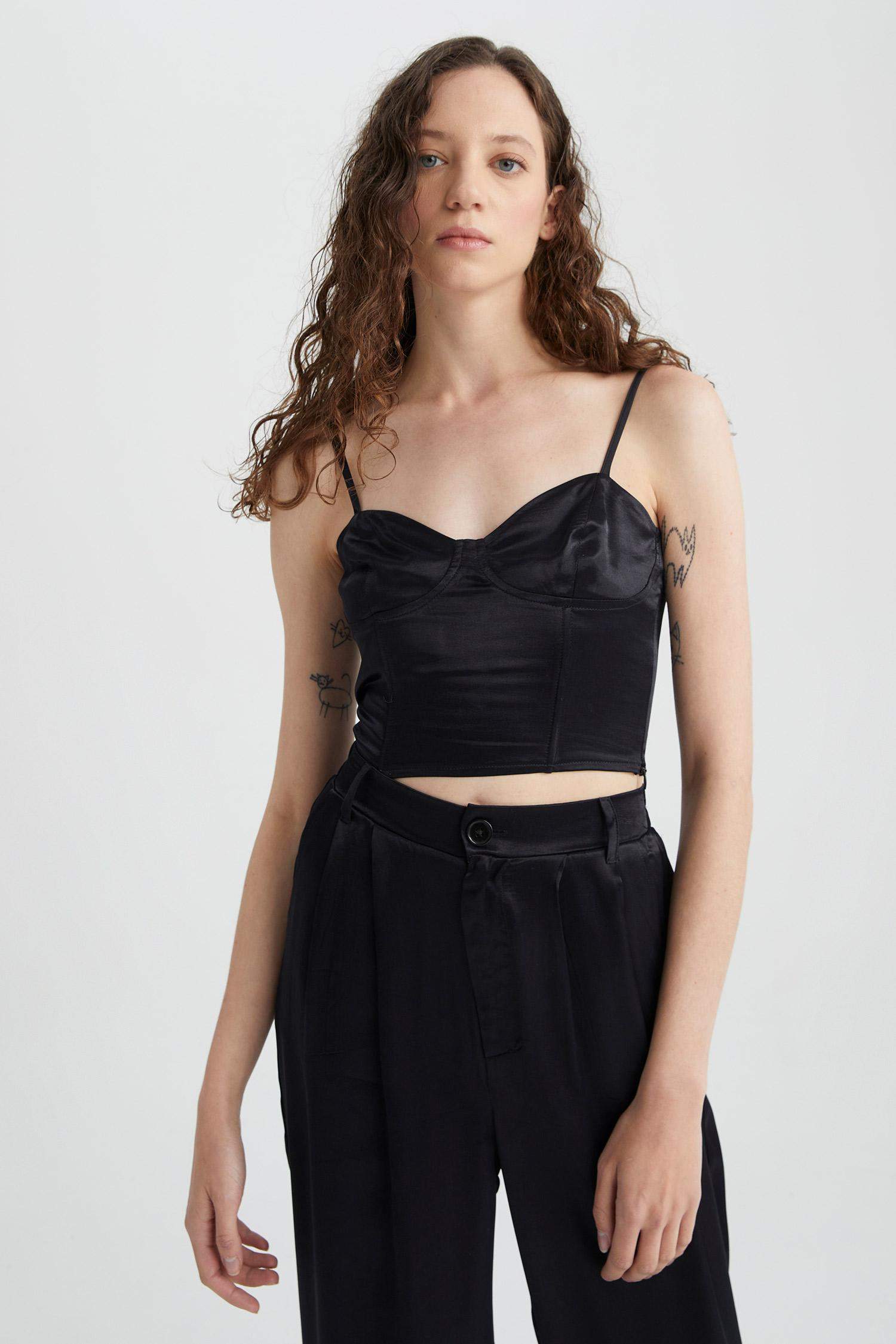 Fitted Heart Collar Satin Strap Sleeveless Blouse