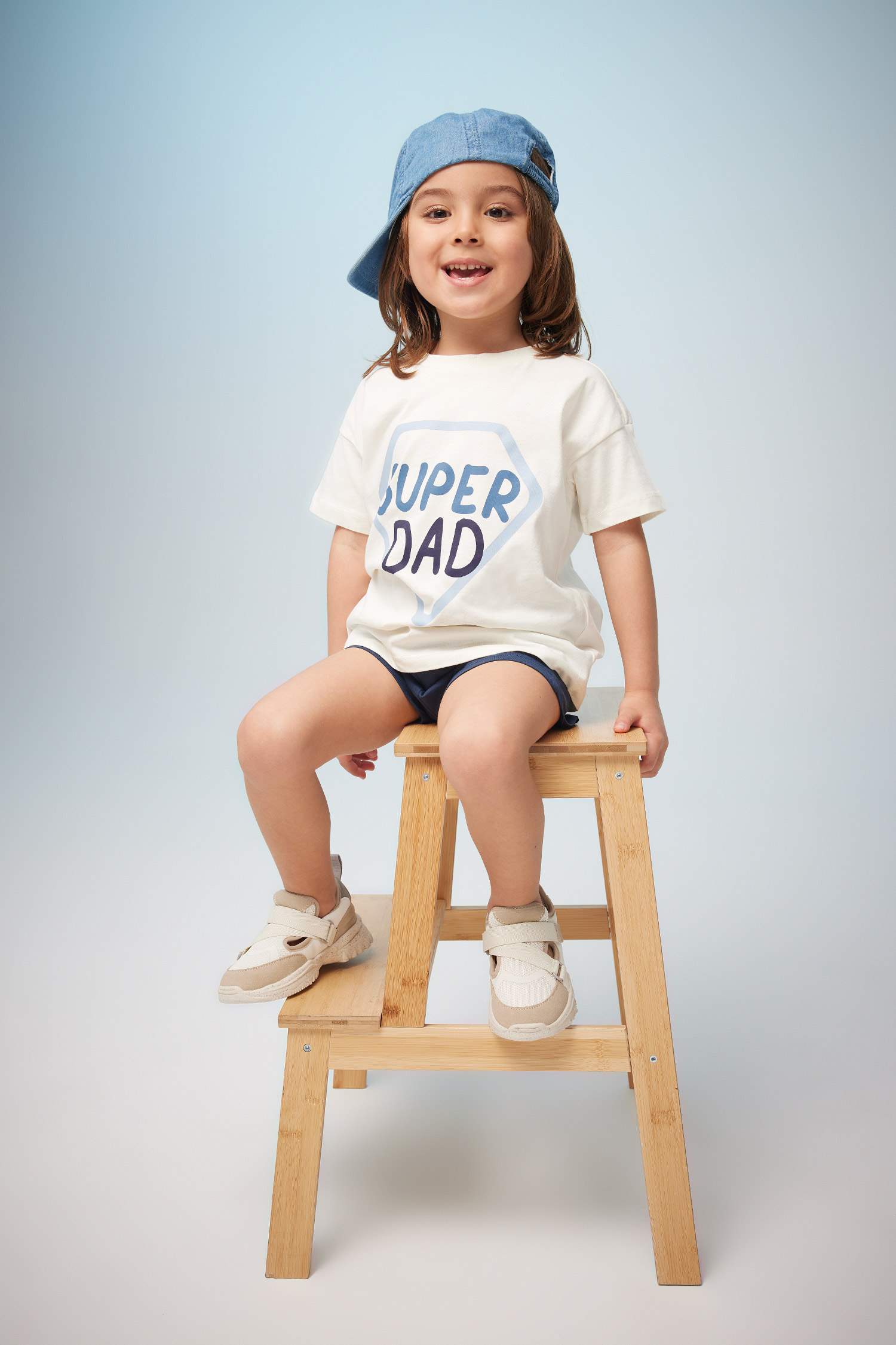 تيشيرت اولادي بطباعة الشعار قصة عادية